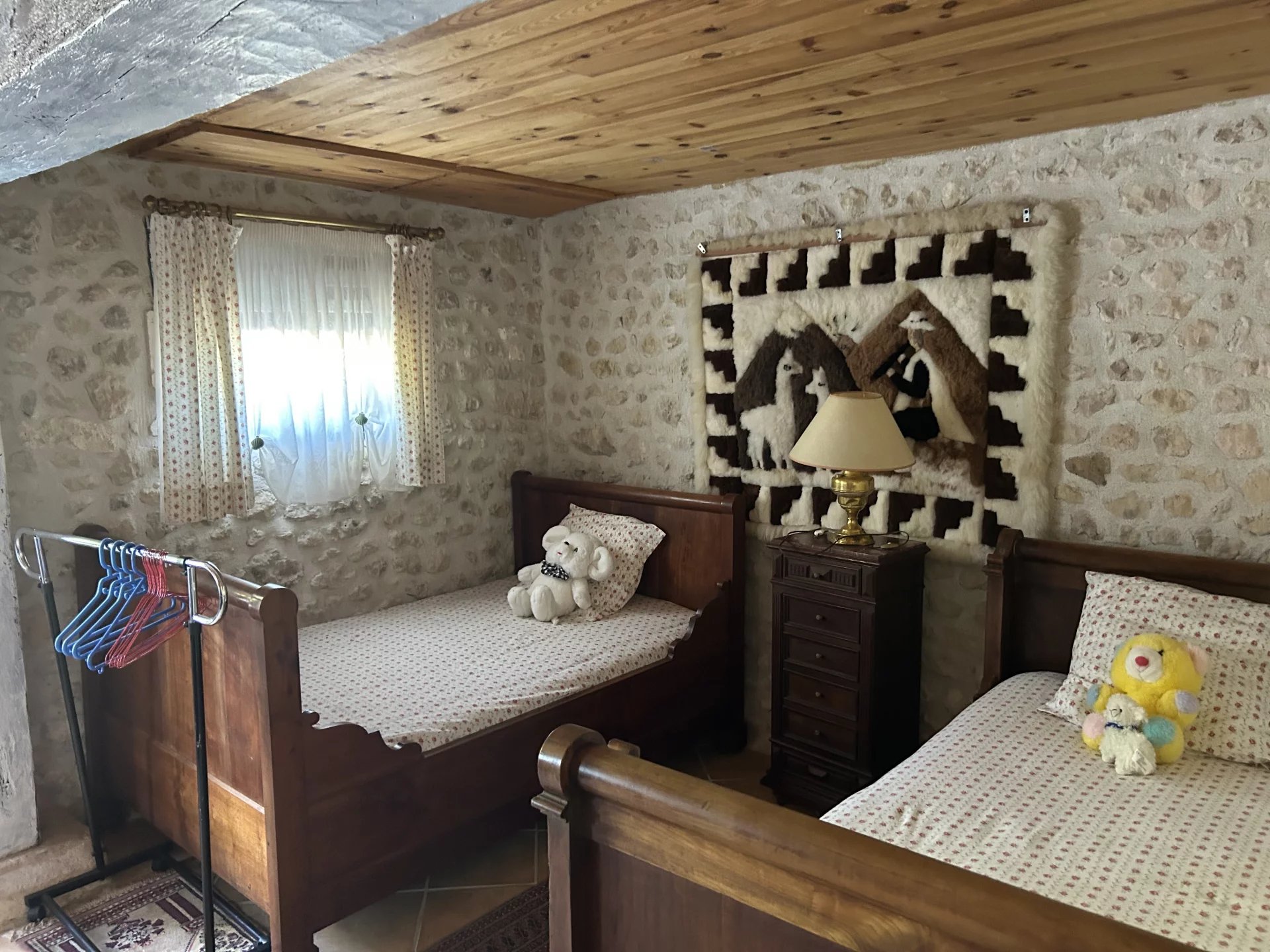 Charming Country Retreat with Pool and Barn, Poitou-Charentes – France – BVI81901