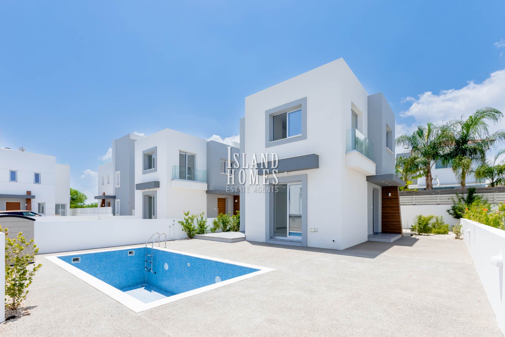 3 bedroom Detached in Ayia Triada, Famagusta, Cyprus – ZsB104dp