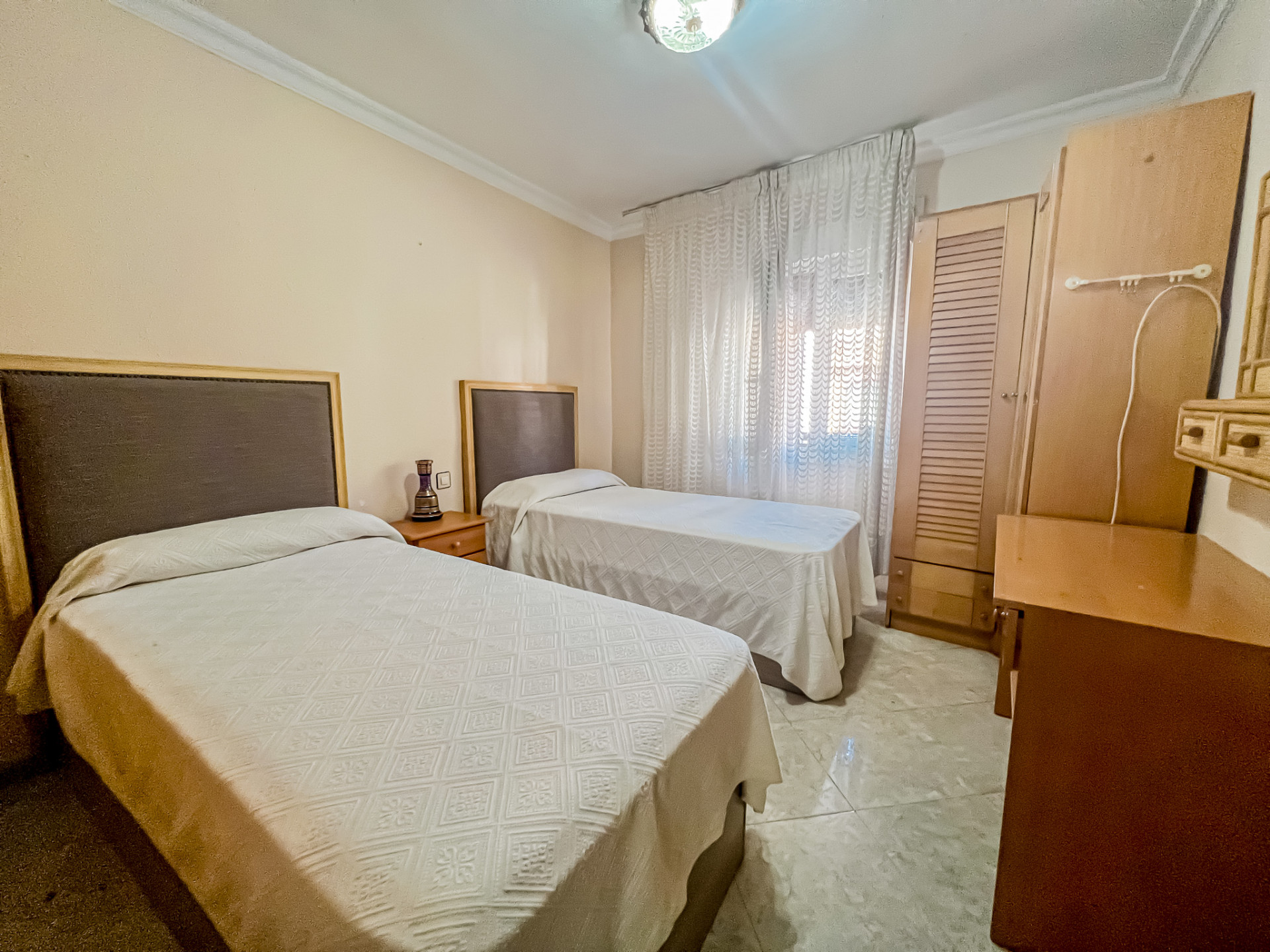 2 bedroom Apartment in Marbella, Malaga, Spain – 428-04781P