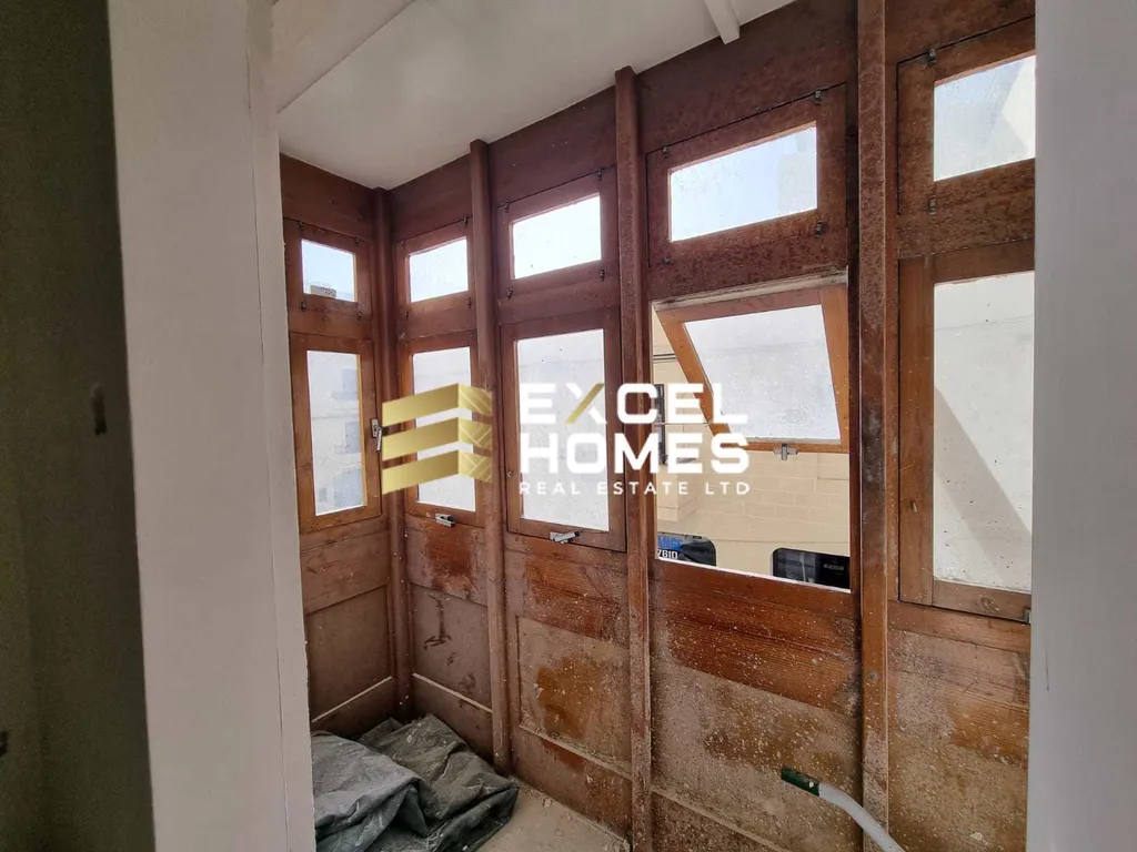 1 bedroom Penthouse in Santa Venera, Malta – 63660