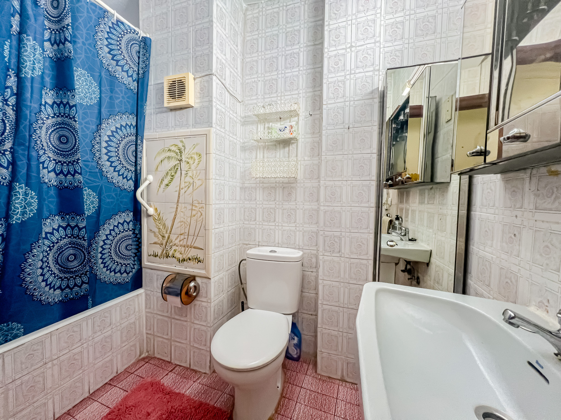 2 bedroom Apartment in Marbella, Malaga, Spain – 428-04781P