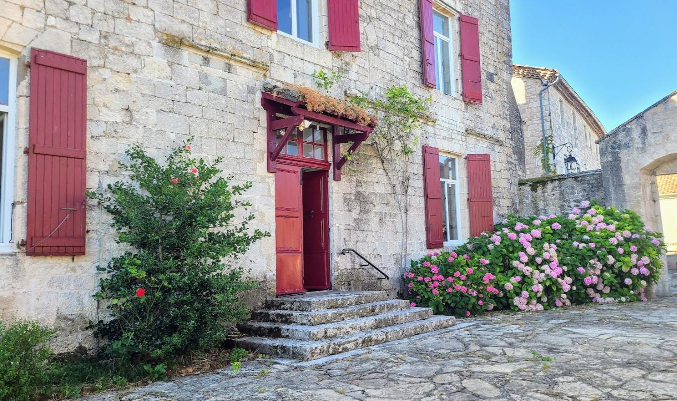 8 bedroom demeure in Castelnau Montratier, Lot, France – E863F198B92F4AD4