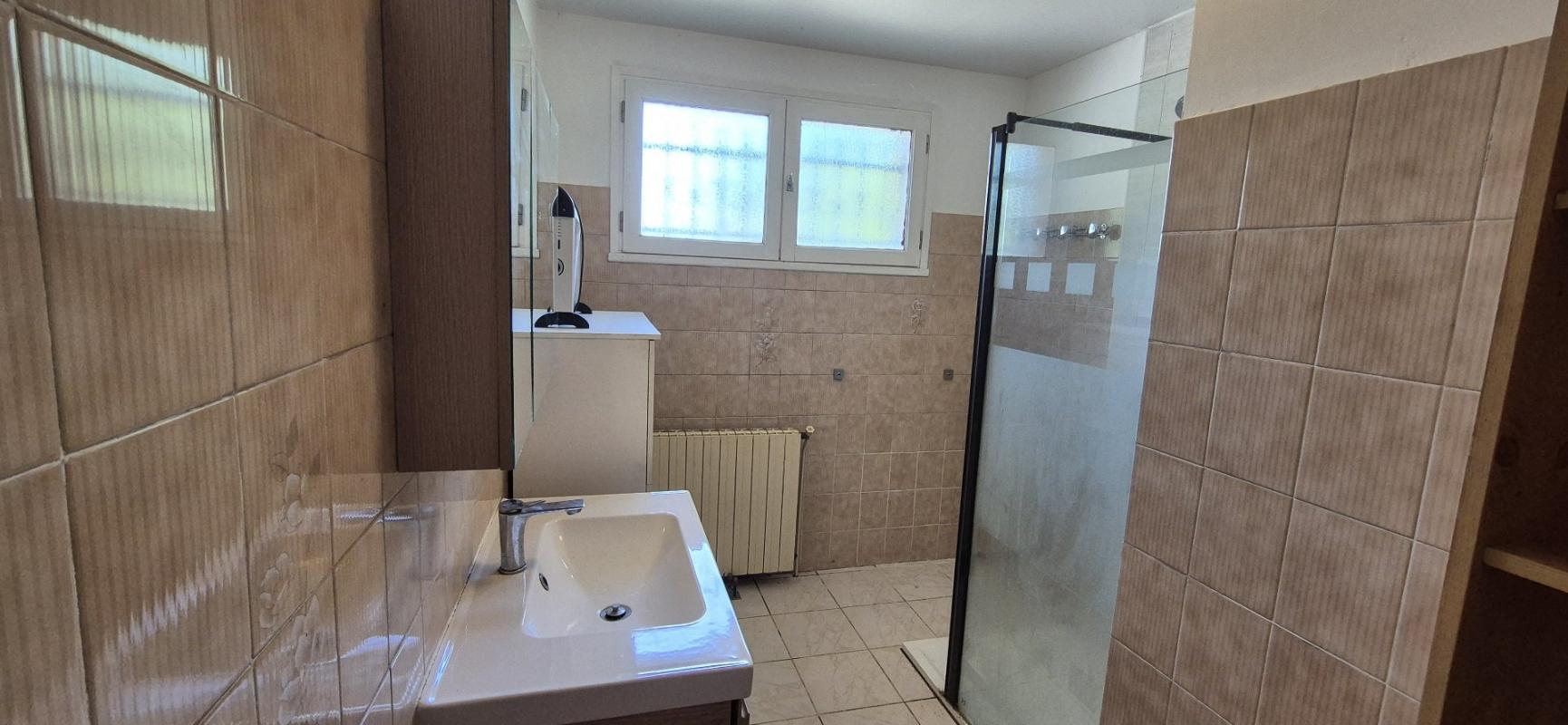 3 bedroom maison in Foix, Ariège, France – D9F2A7A7DF0145E8