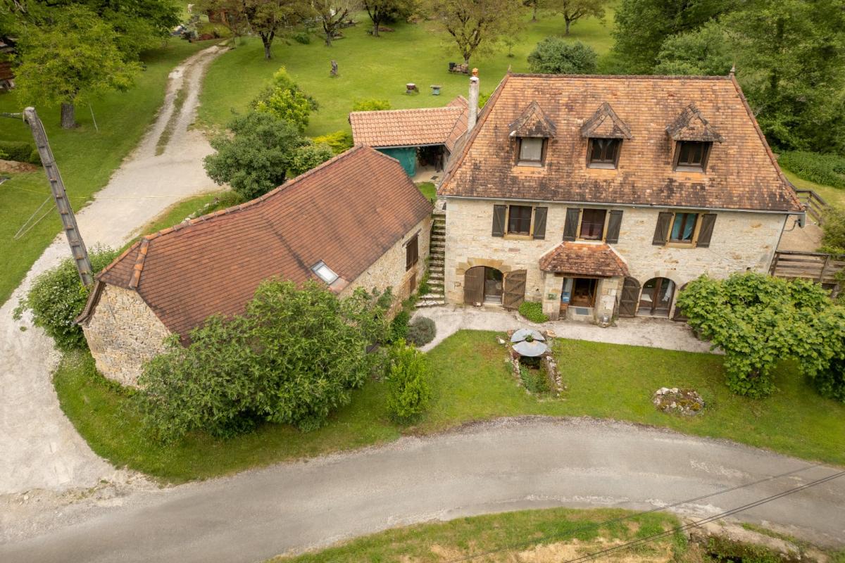 8 bedroom moulin in La Chapelle Aux Saints, Corrèze, France – 9297248054AD4A95