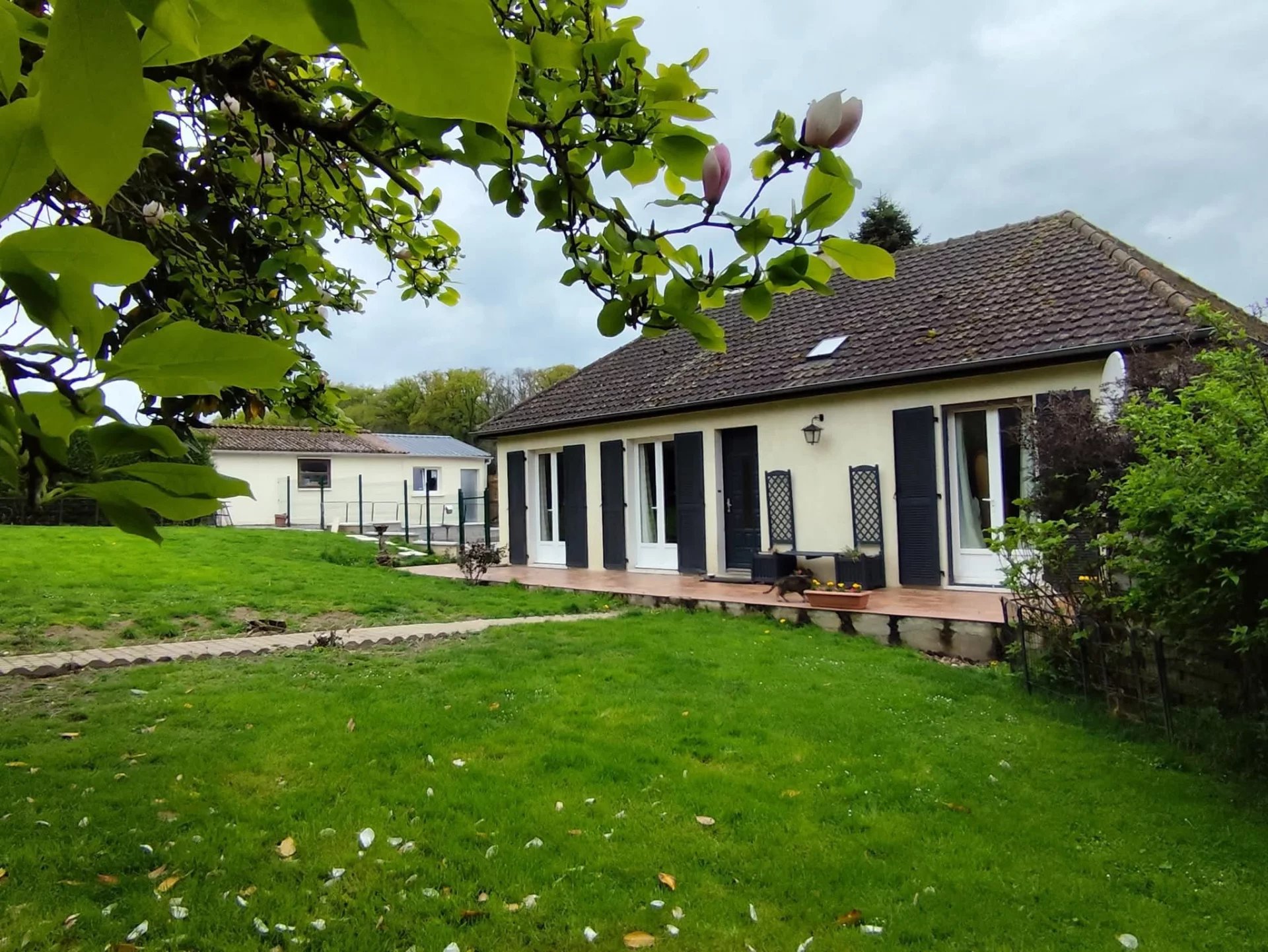 Charming countryside 3 bed house in a small hamlet, with land, Limousin – France – BVI82297