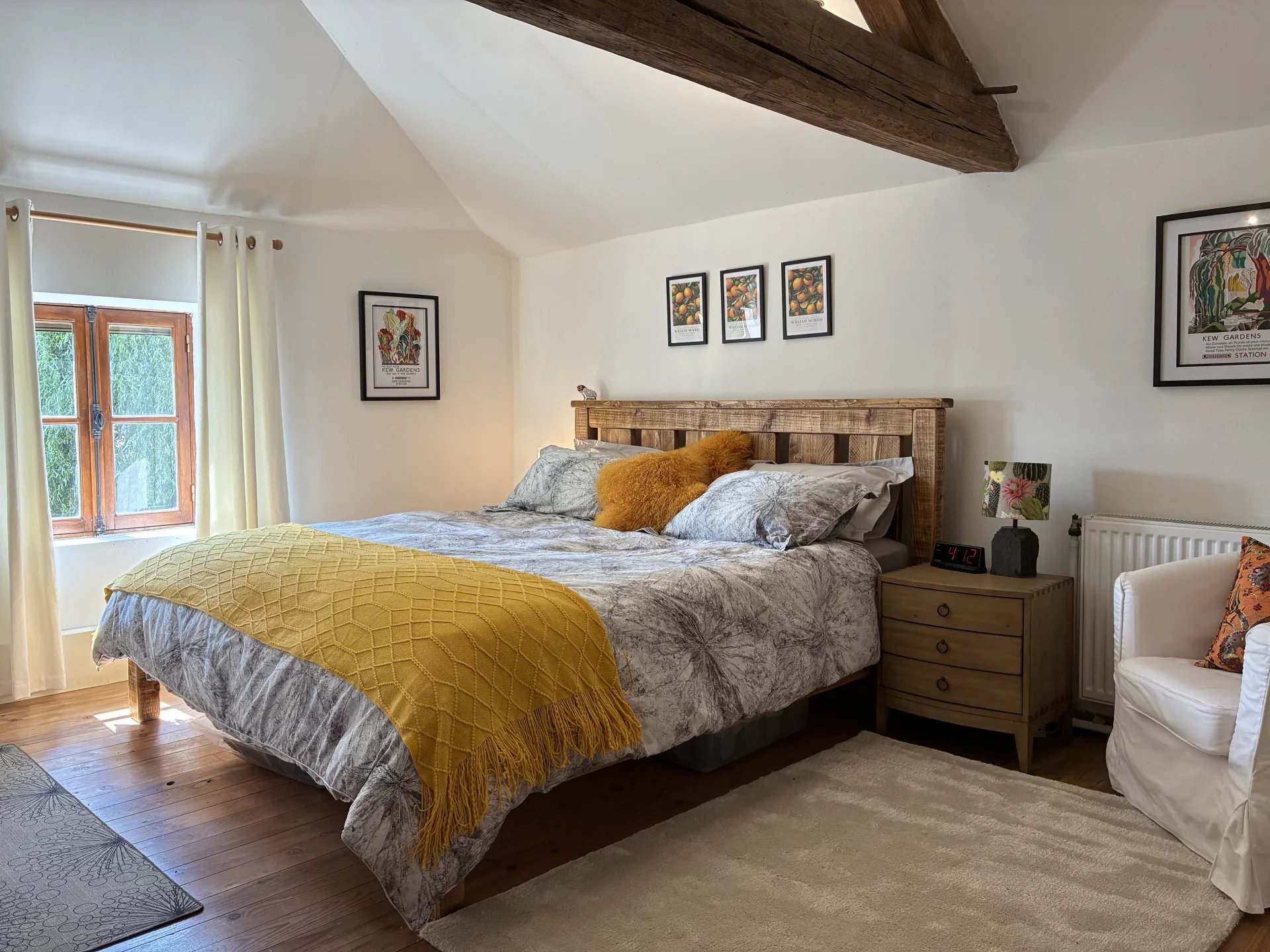 Large renovated village house with beautiful views and a pool!, Poitou-Charentes – France – BVI82443