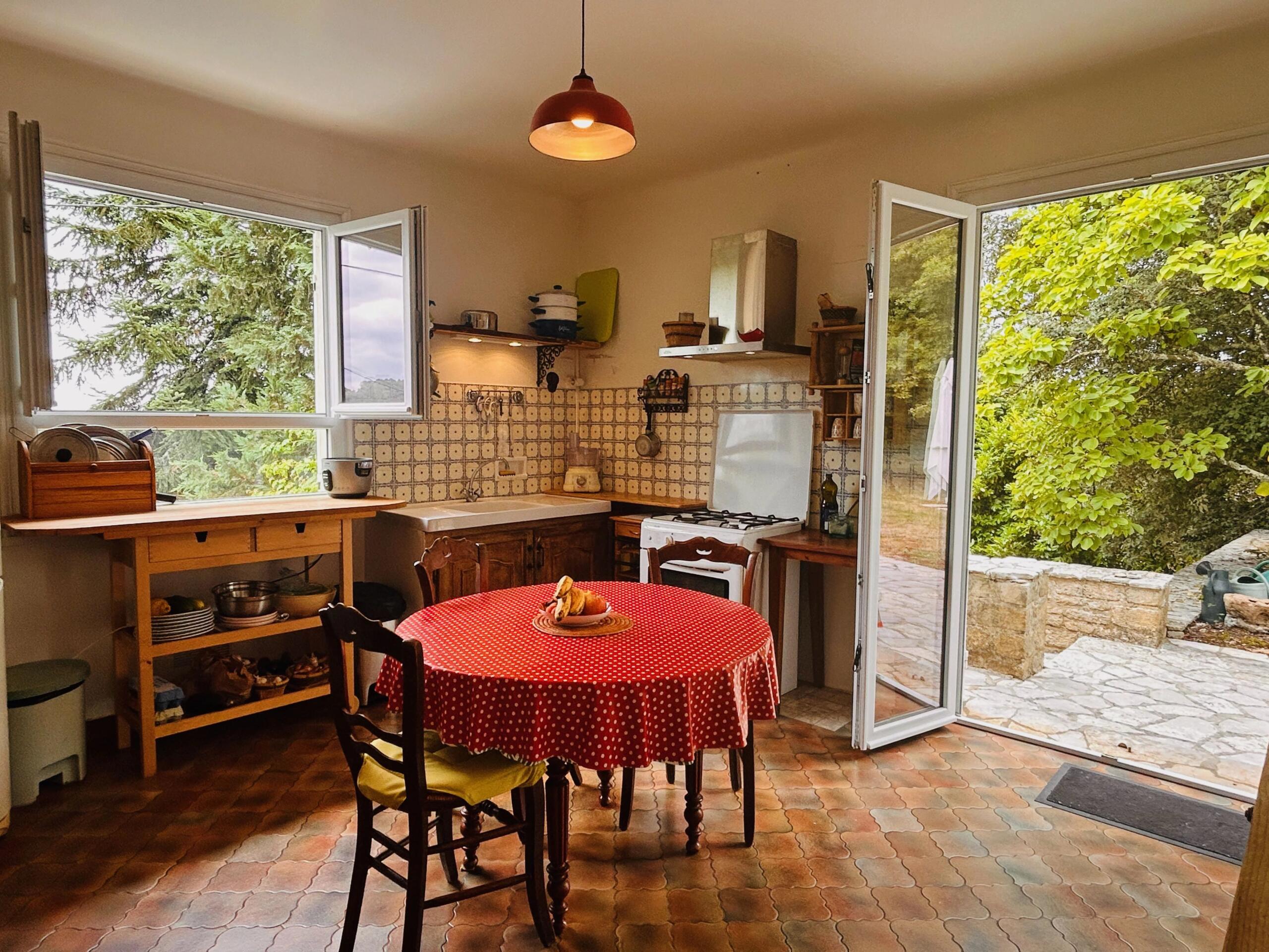 3-bed Sarlat house with Views and Building Plot, Aquitaine – France – BVI81142