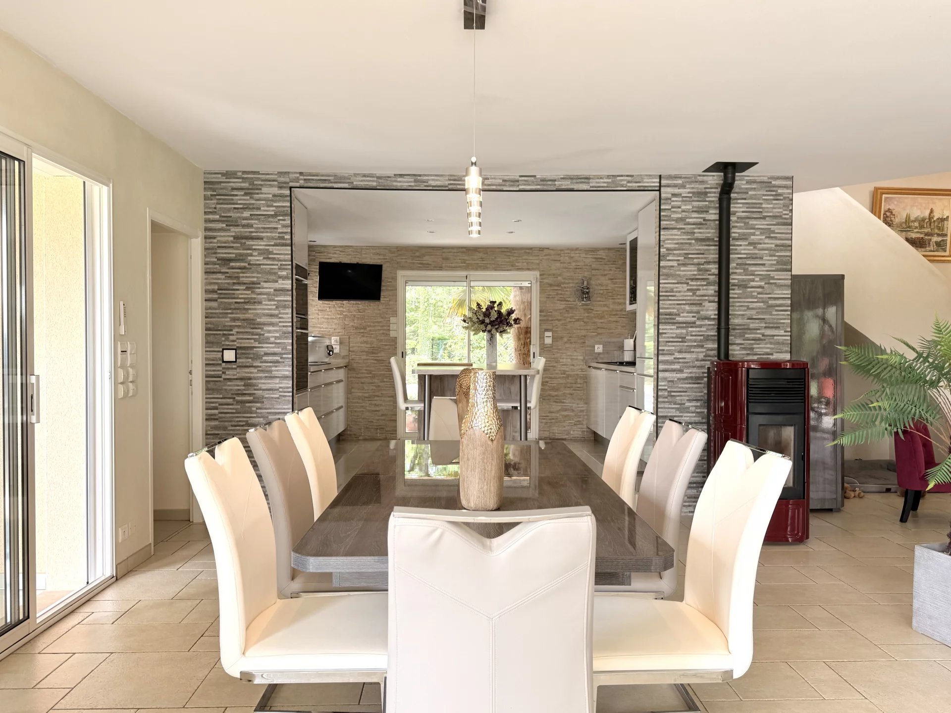 Elegant Home with Pool, Large Garden and Electric Gate – Short Distance to Brigueuil Centre, Poitou-Charentes – France – BVI82283