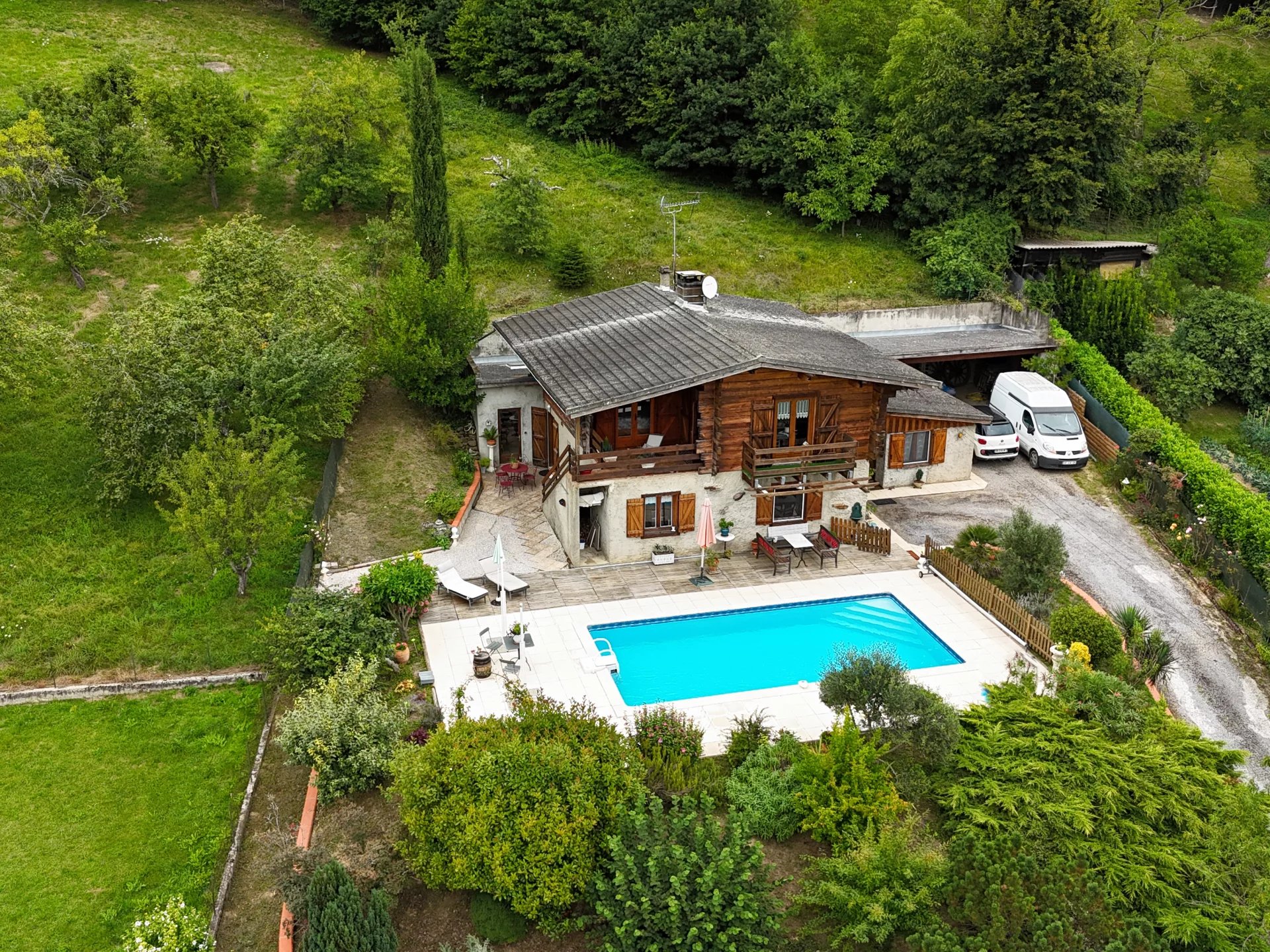 ARIEGE – Charming Chalet with Pool and Stunning view of the Chateau de Montsegur, Midi-Pyrénées – France – BVI81626