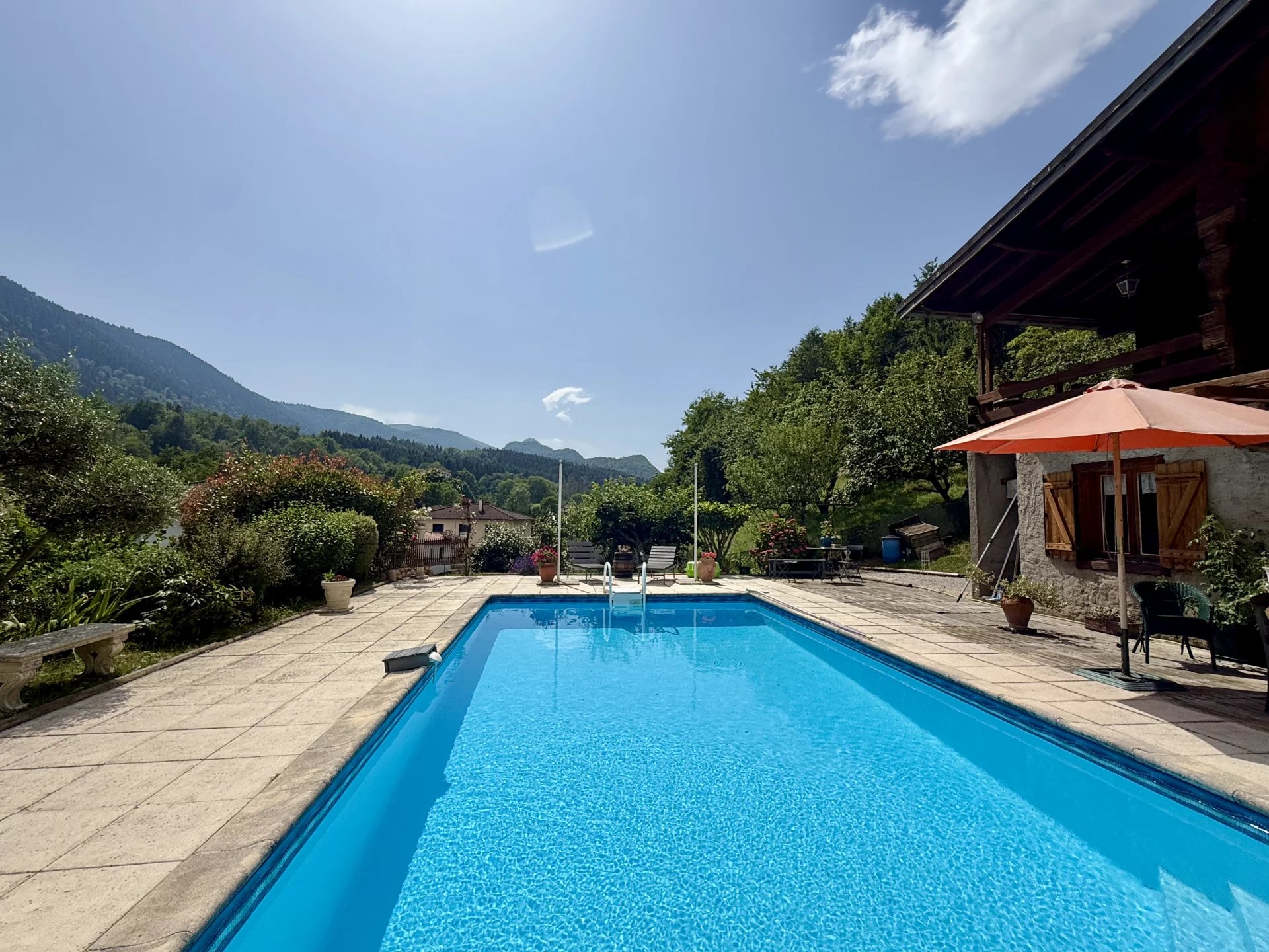 ARIEGE – Charming Chalet with Pool and Stunning view of the Chateau de Montsegur, Midi-Pyrénées – France – BVI81626