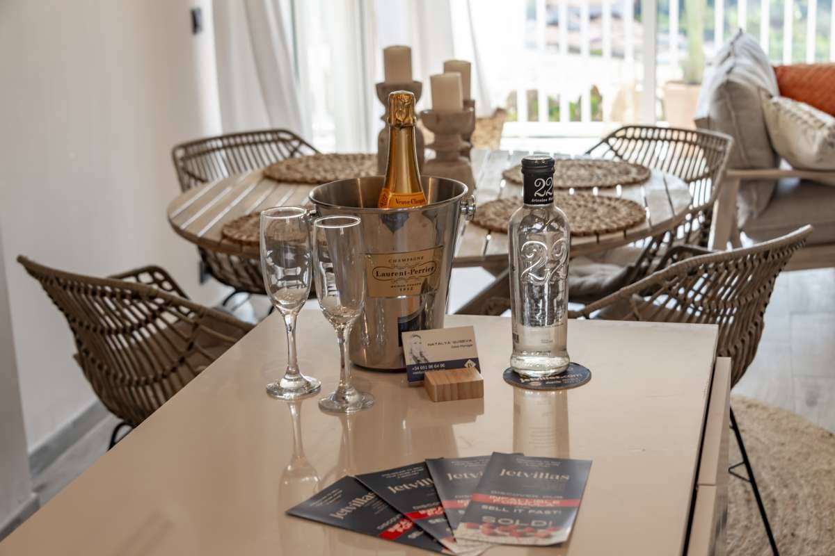 3 bedroom Apartment in Moraira, Alicante, Spain – FCJETJV-691175