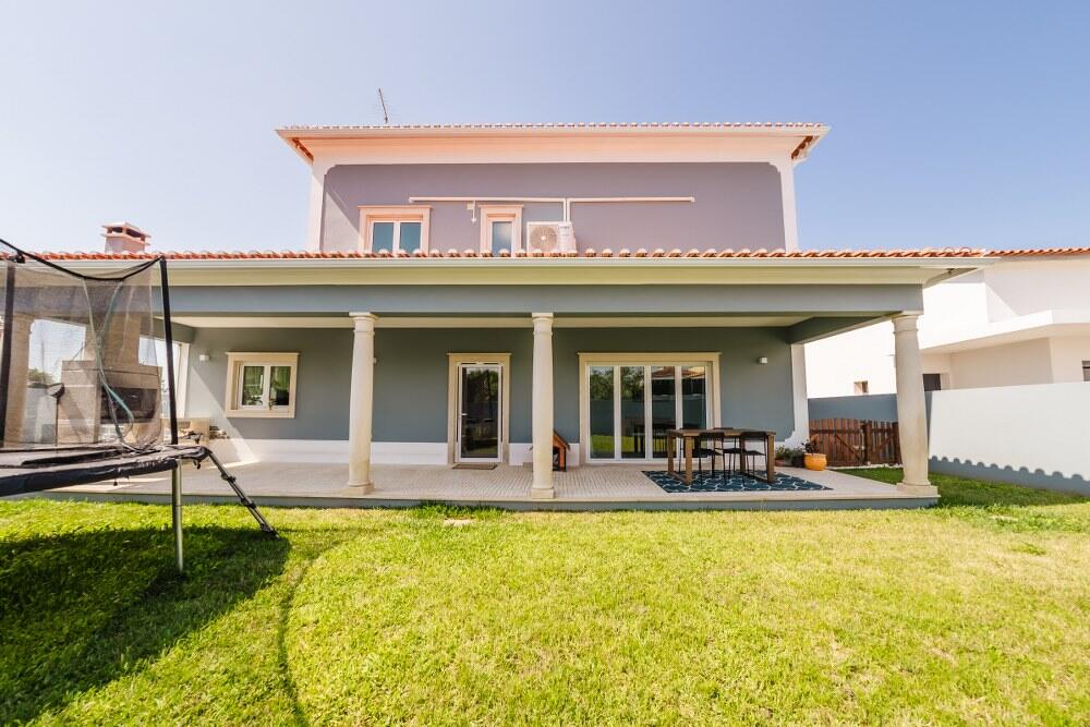 3+1 bedroom villa in Caldas da Rainha