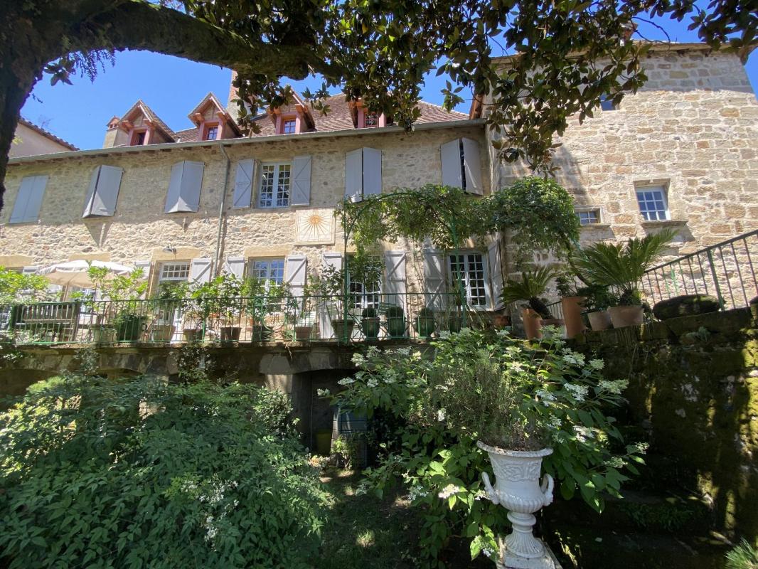 6 bedroom maison bourgeoise in Beaulieu Sur Dordogne, Corrèze, France