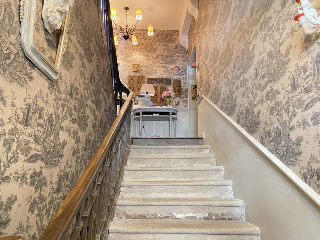 6 bedroom maison bourgeoise in Beaulieu Sur Dordogne, Corrèze, France