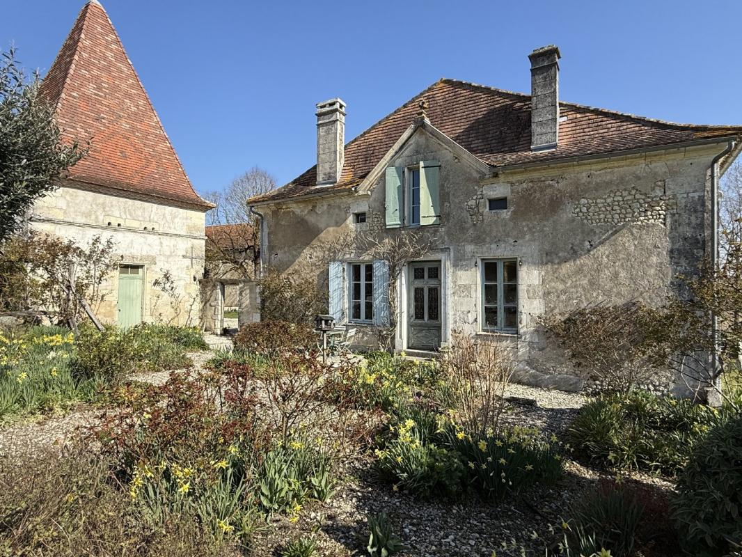 5 bedroom maison situee en campagne in Aubeterre Sur Dronne, Charente, France – 932E36FF2B4E40D8