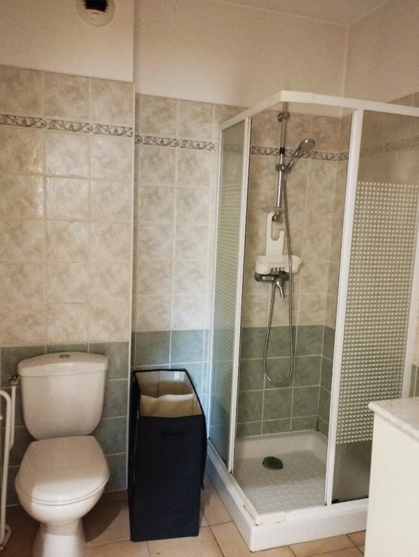 t2 in L’isle Sur La Sorgue, Vaucluse, France – C87A671B467244E6