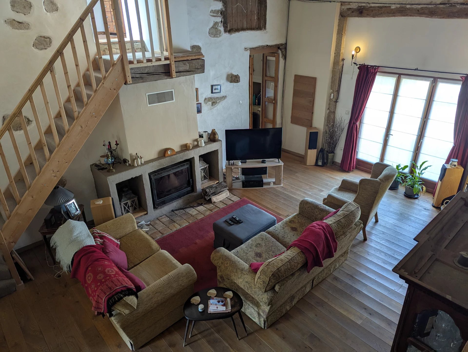 Delightful character property with pool in the Vienne, Poitou-Charentes – France – BVI81795