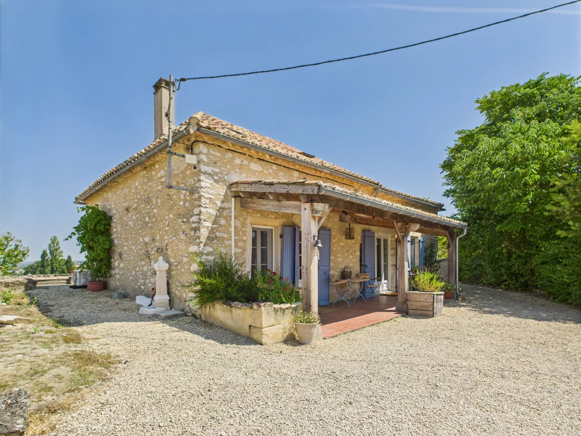 Lovely Stone property with views and close to a bastide town, Aquitaine – France – BVI82174