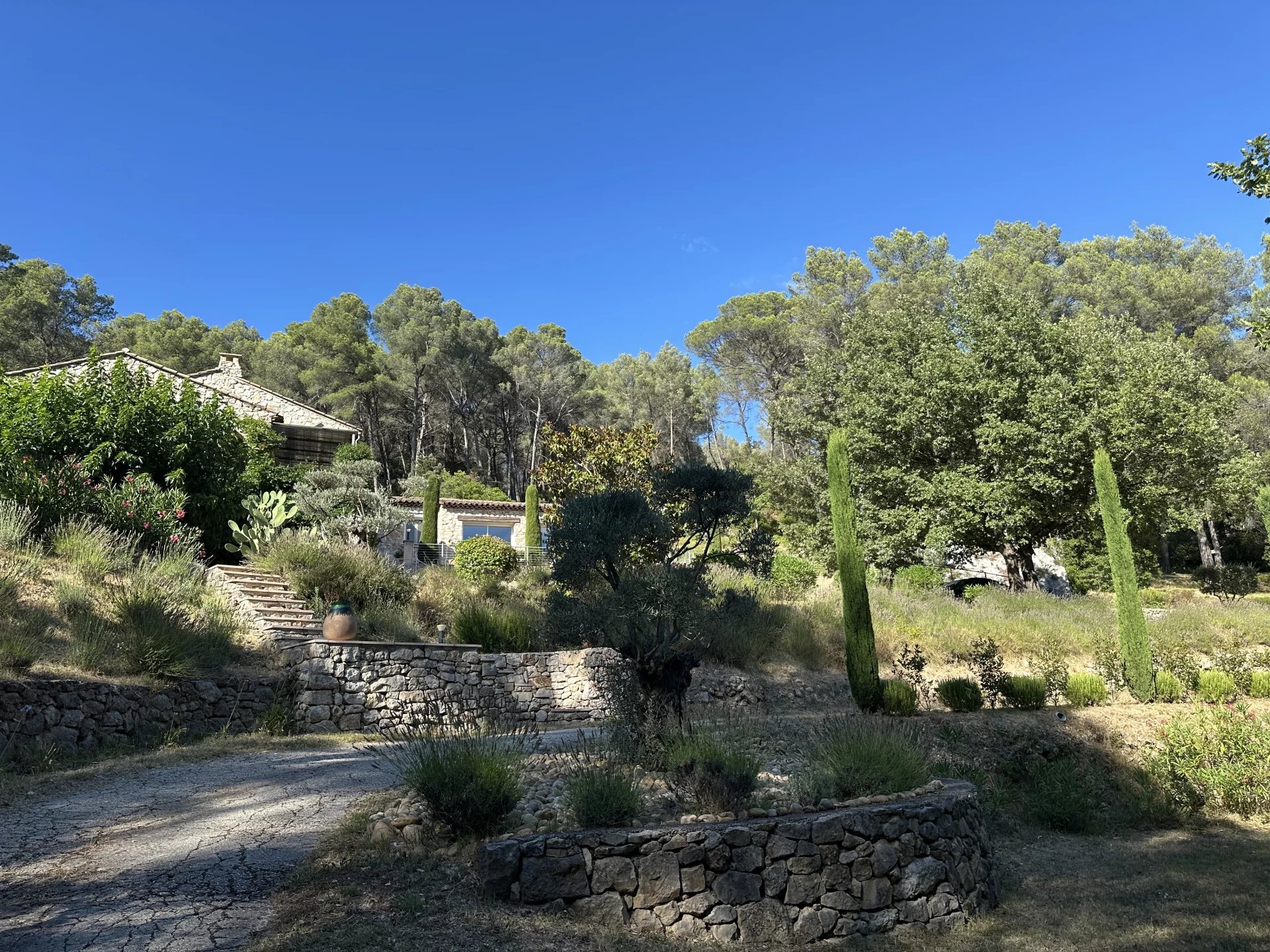 Propriété d’exception aux portes d’Auriol, Provence-Alpes-Côte d’Azur – France – BVI82175