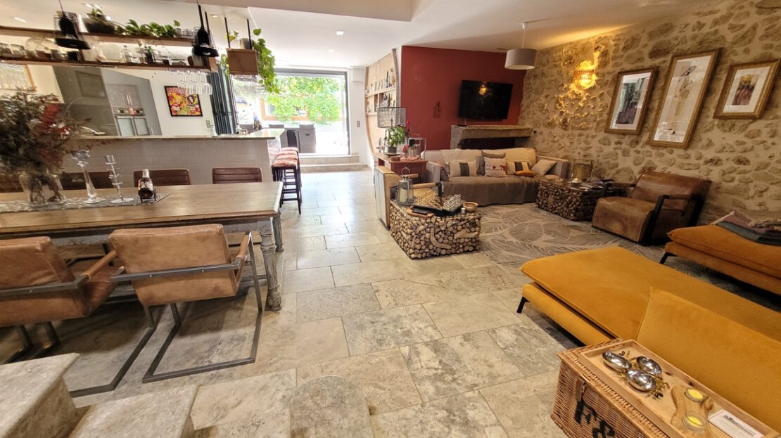 3 bedroom House in Puissalicon, Herault, France – pui524700e