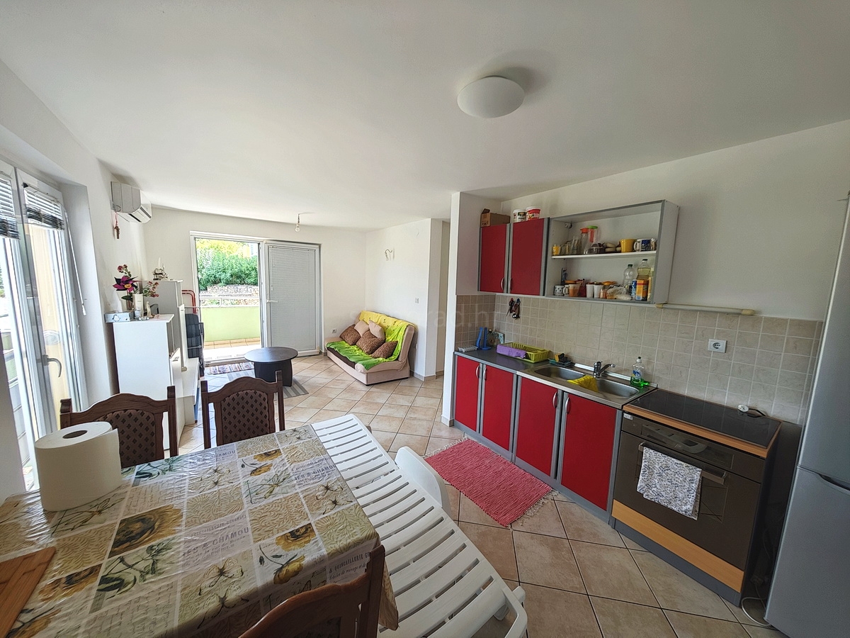 2 bedroom apartment in Dobrinj, Croatia – 103461