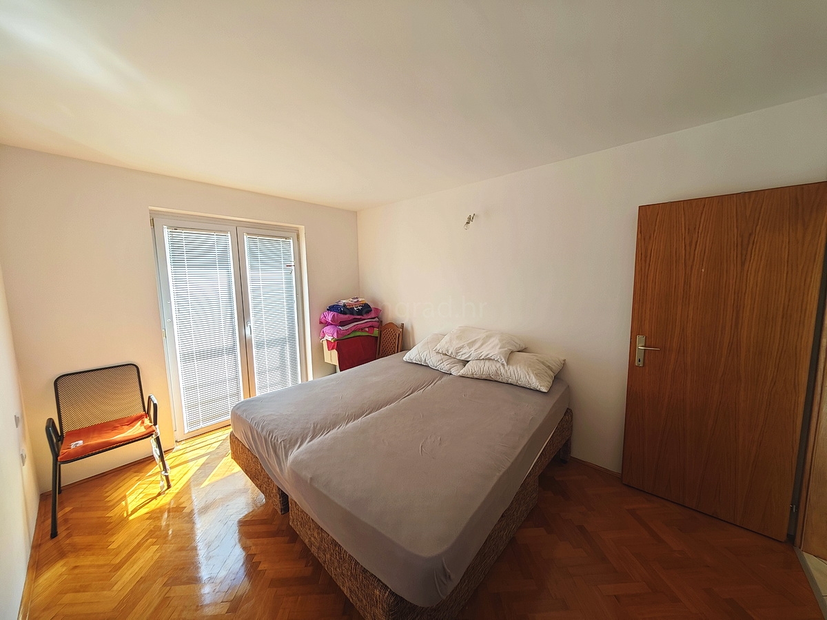 2 bedroom apartment in Dobrinj, Croatia – 103461