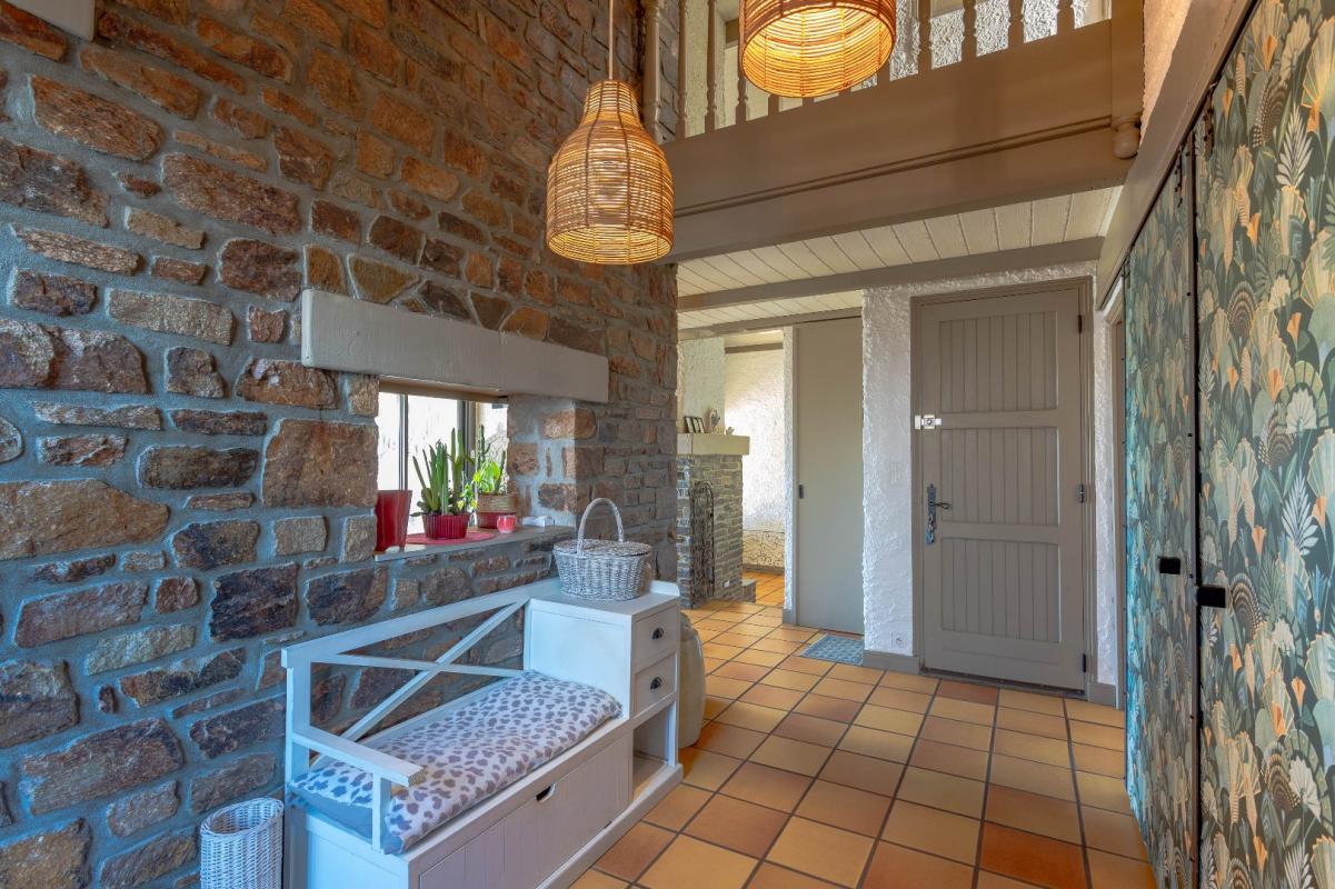 5 bedroom maison d’architecte in Baraqueville, Aveyron, France – A82FAA9D76A6418F