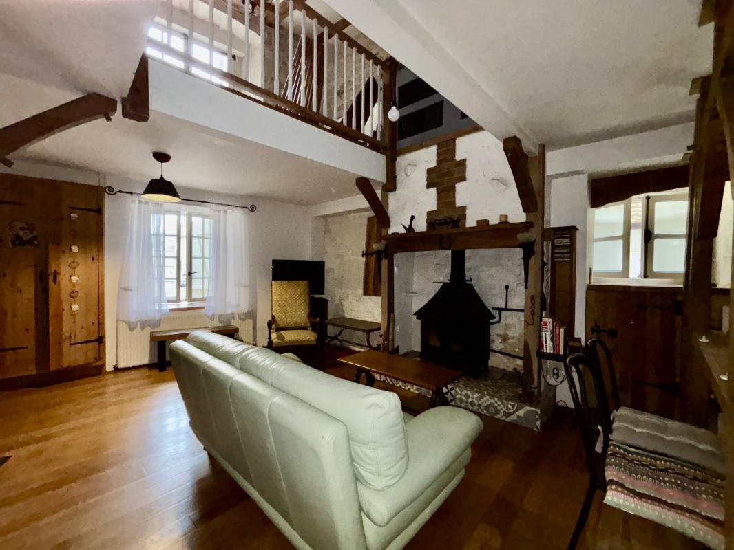 3 bedroom maison in Nanteuil En Vallee, Charente, France