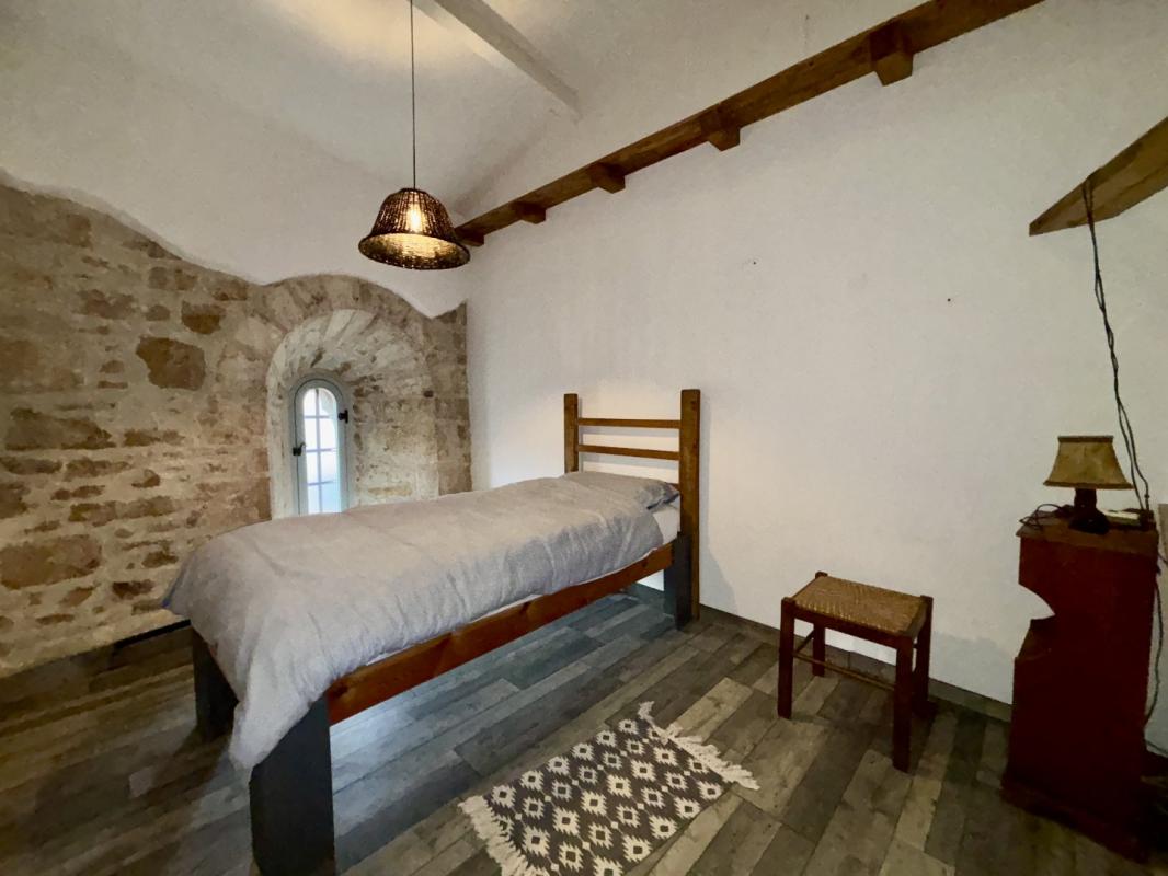 3 bedroom maison in Nanteuil En Vallee, Charente, France