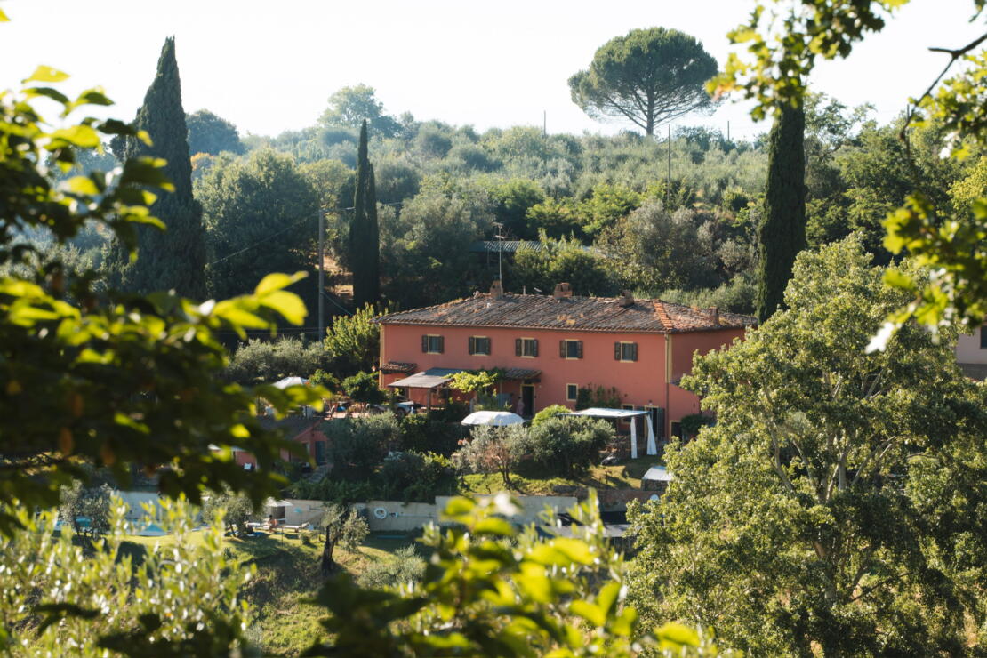 Renovated Tuscan Farmhouse – Italy