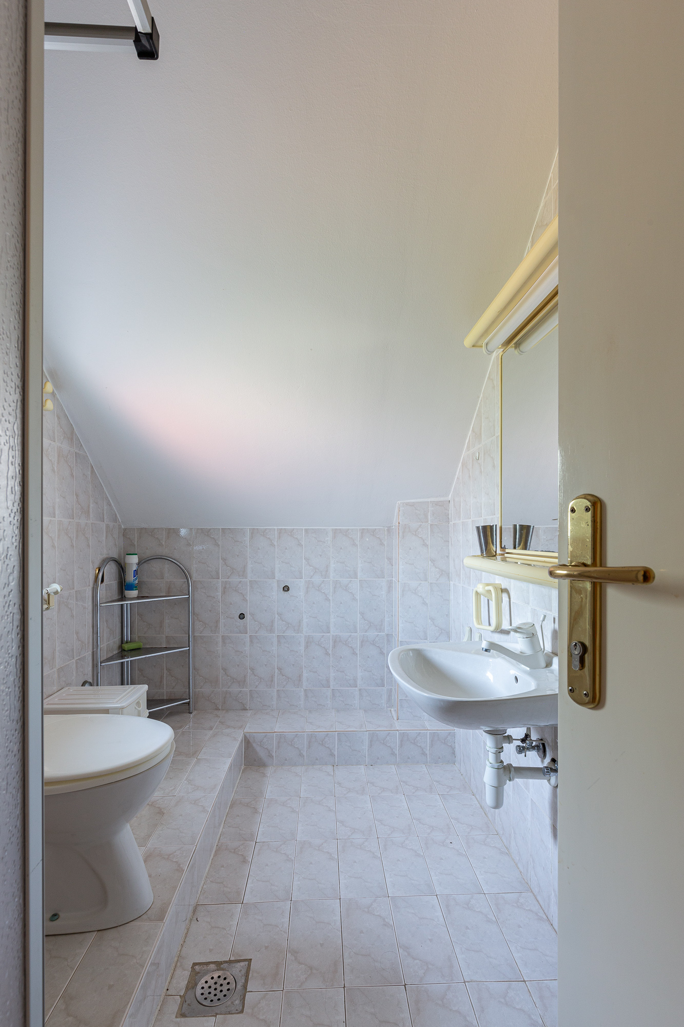 6 bedroom House in Stoliv, Montenegro – CMM53152