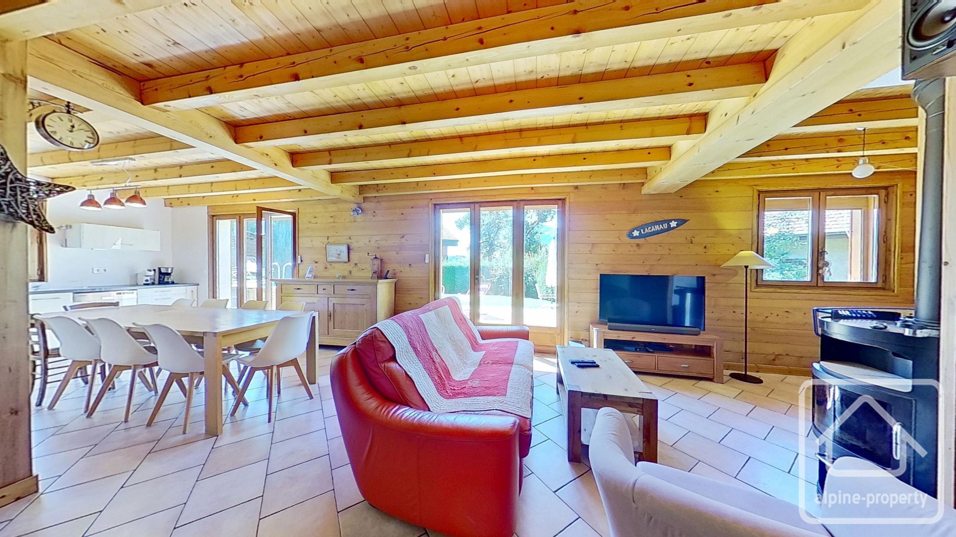 Chalet With 4 Bedrooms, An Independent Studio, 2 Bathrooms, A Swimming Pool, And A Double Garage. – CHALETDUPONTE
