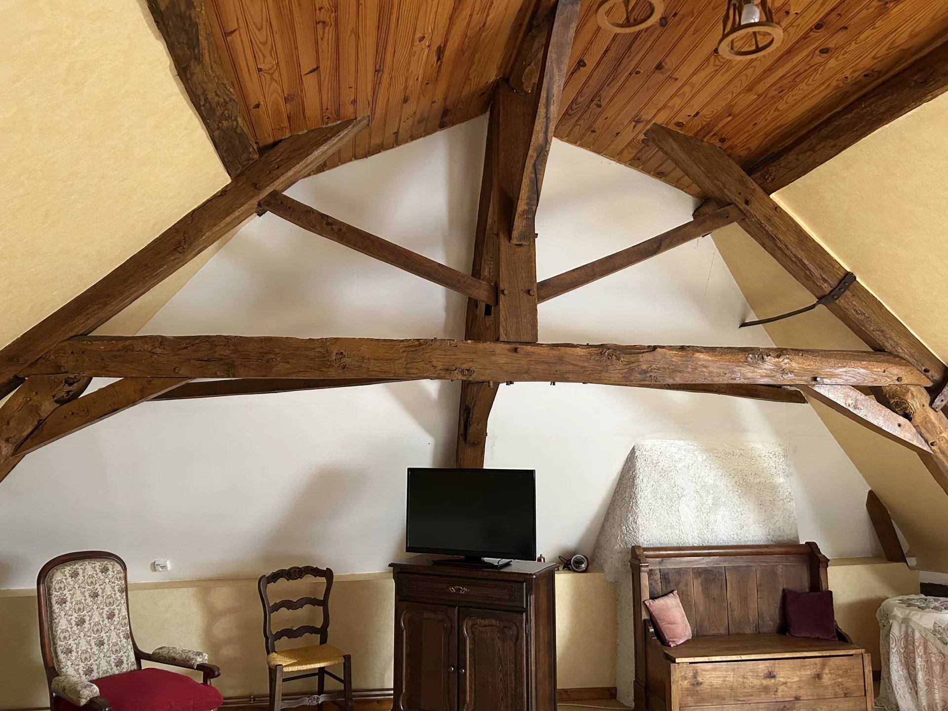 Charming cottage in a tranquil location, Centre – France – BVI82338