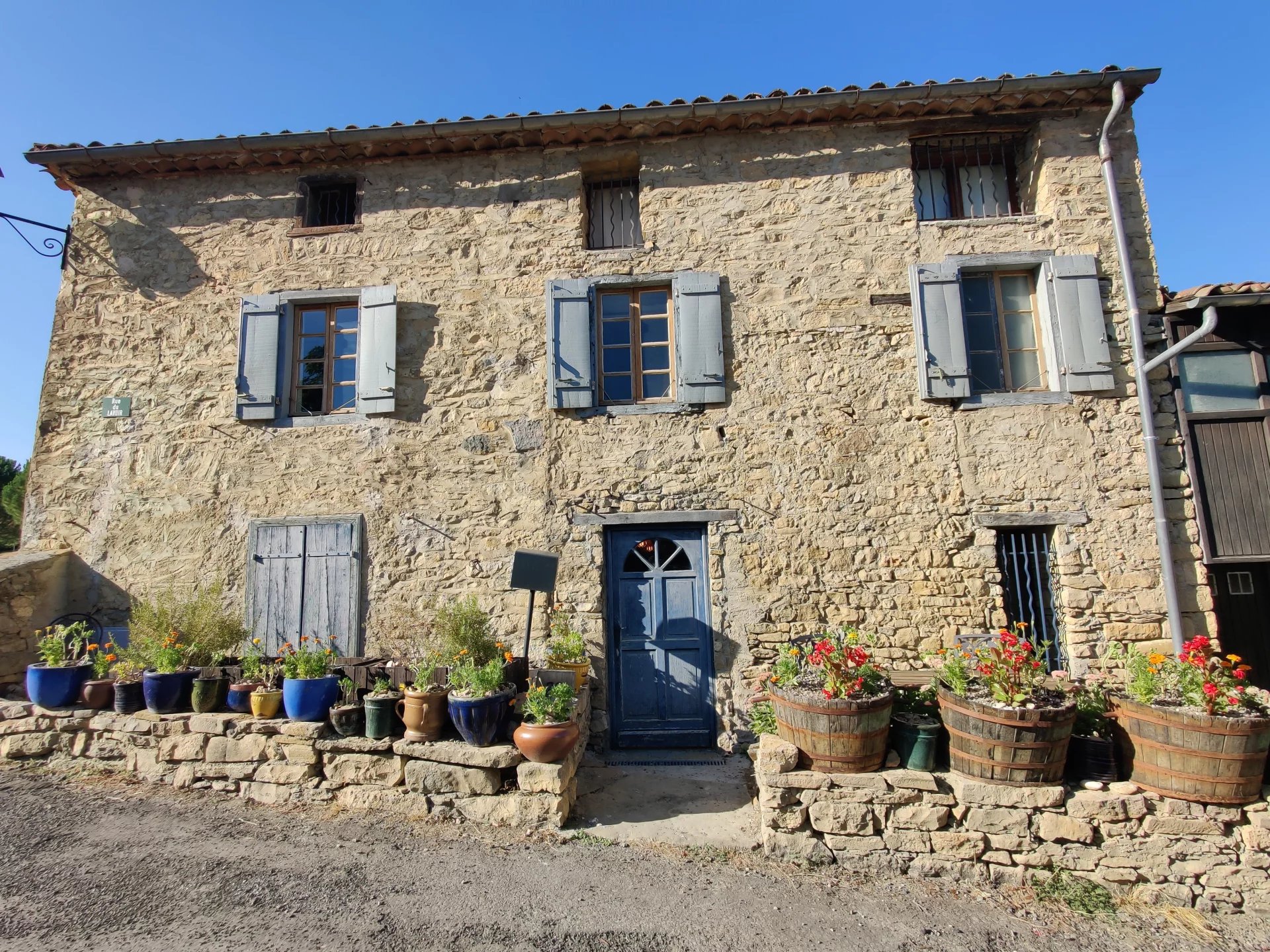 COUIZA Substantial historic wine maker’s property with garage and terraces, Languedoc-Roussillon – France – BVI82559