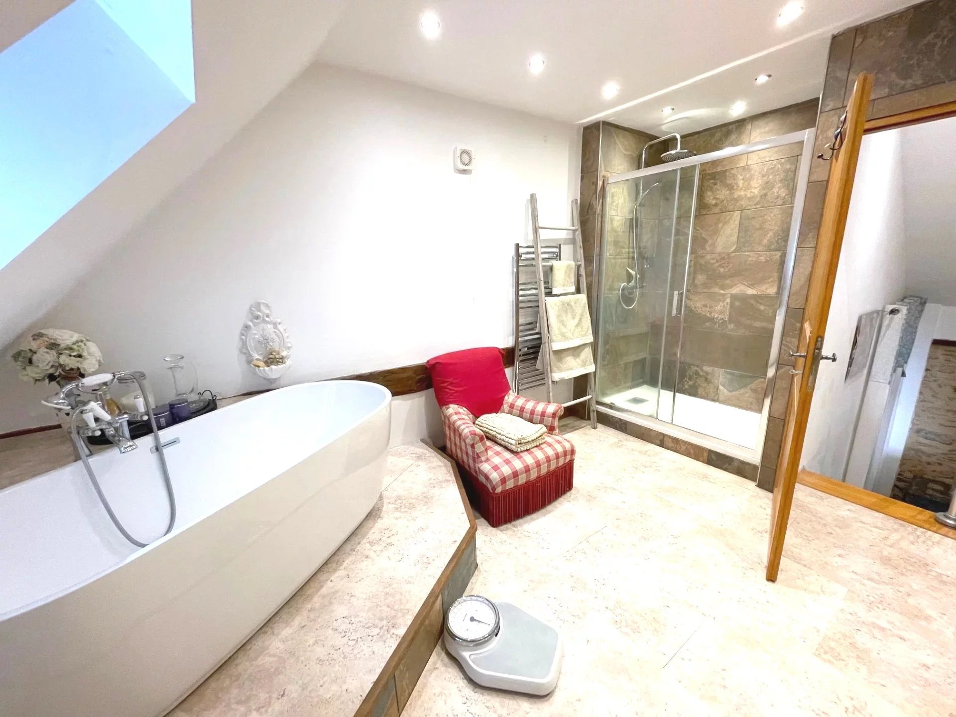 Perigordine country property with barn and heated pool, Aquitaine – France – BVI82405