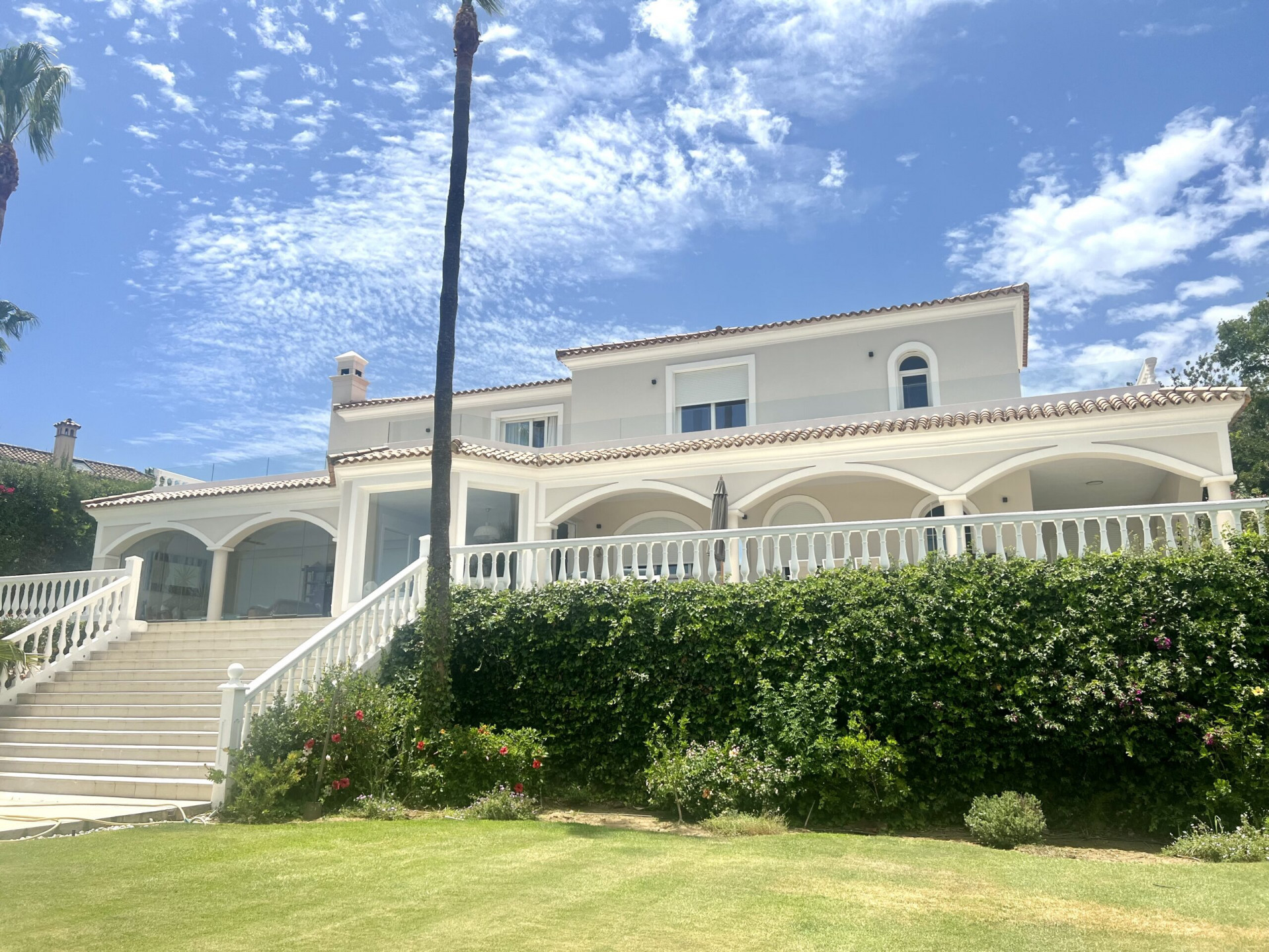 5 bedroom Villa in Sotogrande, Cadiz, Spain – 428-04159D