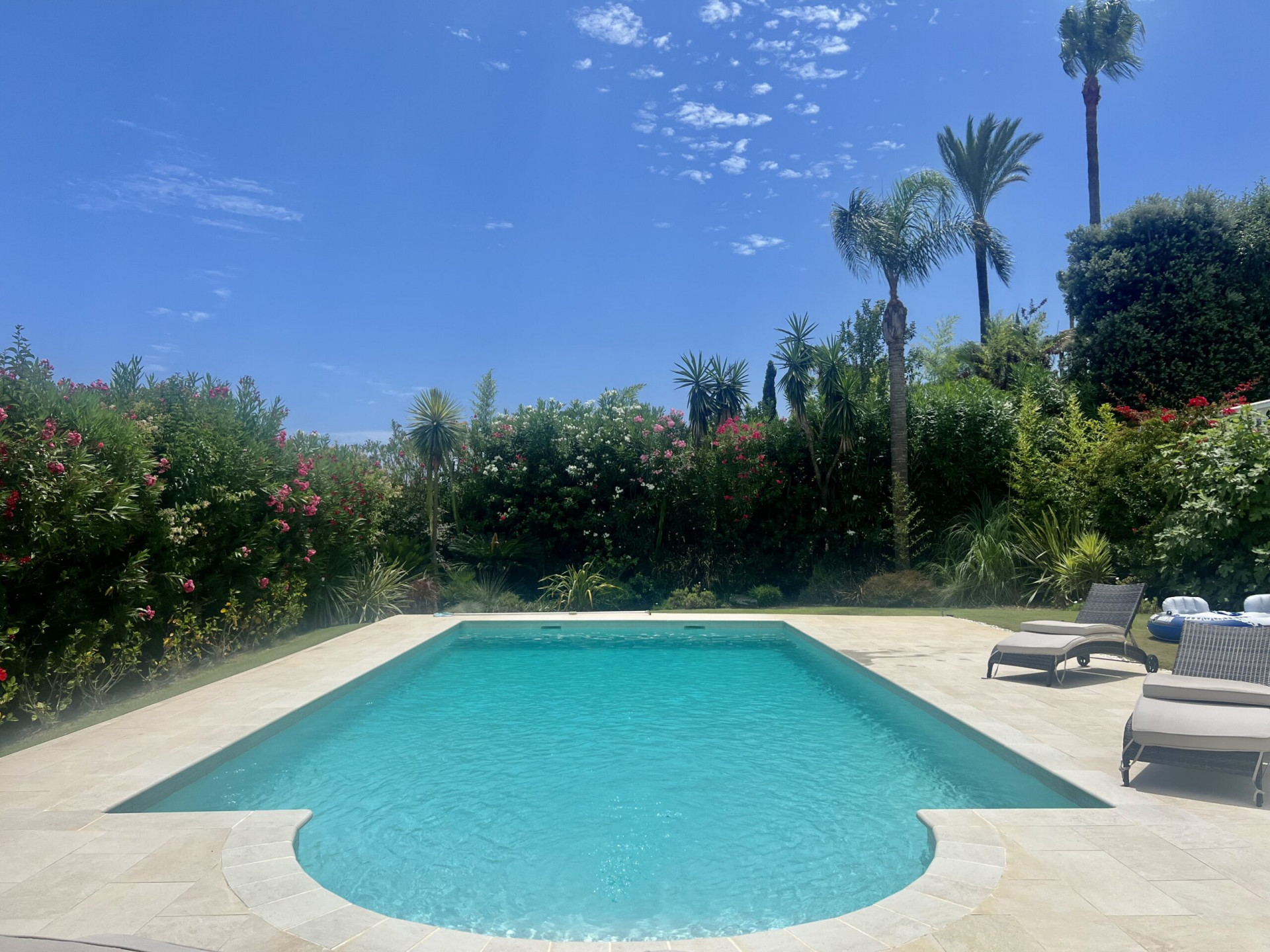 5 bedroom Villa in Sotogrande, Cadiz, Spain – 428-04159D