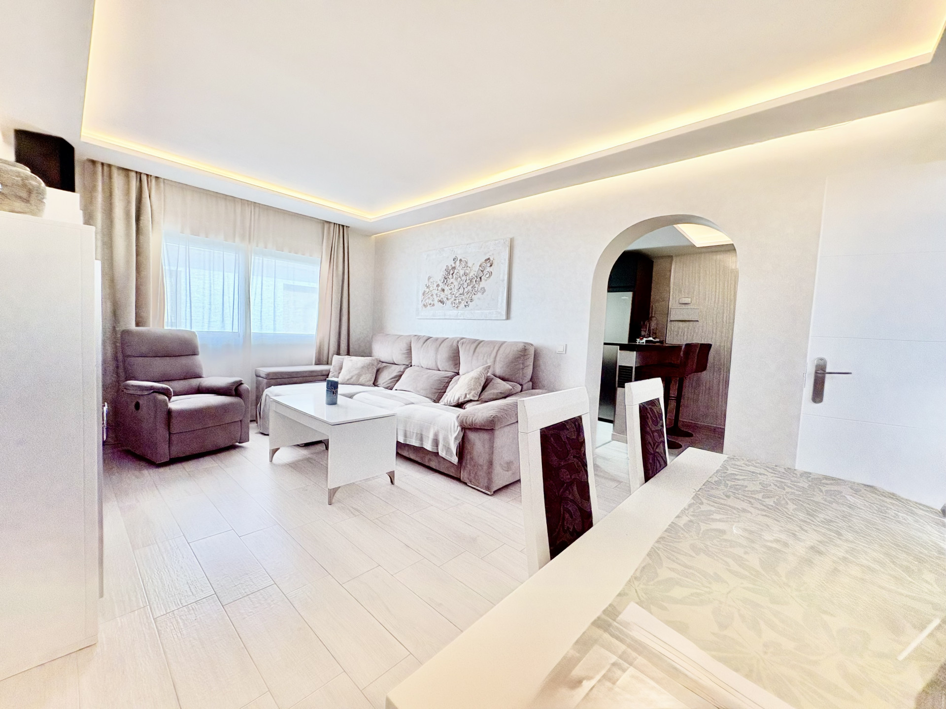 3 bedroom Penthouse in Mijas Costa, Malaga, Spain – 428-04808P