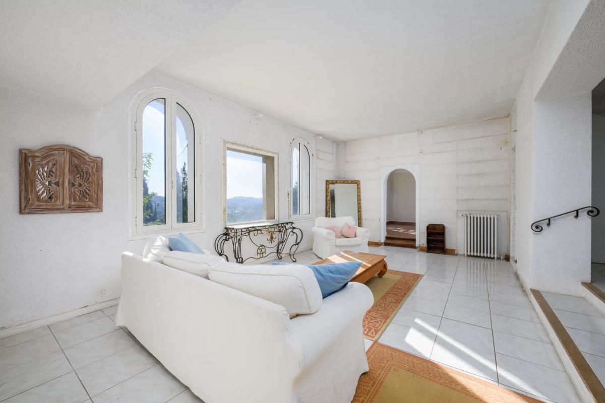 5 bedroom maison a renover in Montauroux, Var, France – 12030360168