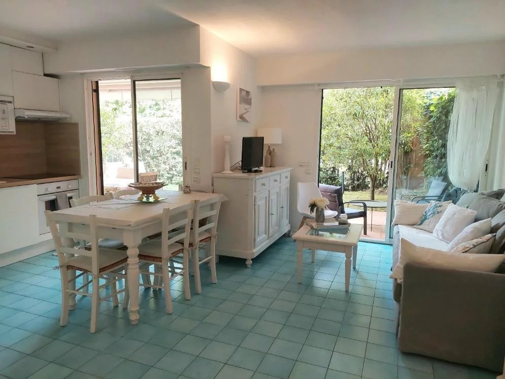 3 bedroom t4 in Antibes, Alpes-Maritimes, France – 12030379966