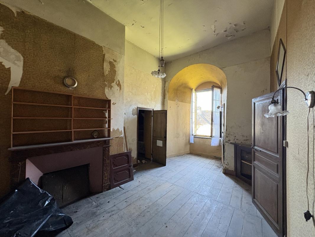 4 bedroom maison de village in Saint Yrieix La Perche, Haute-Vienne, France – 19001370320