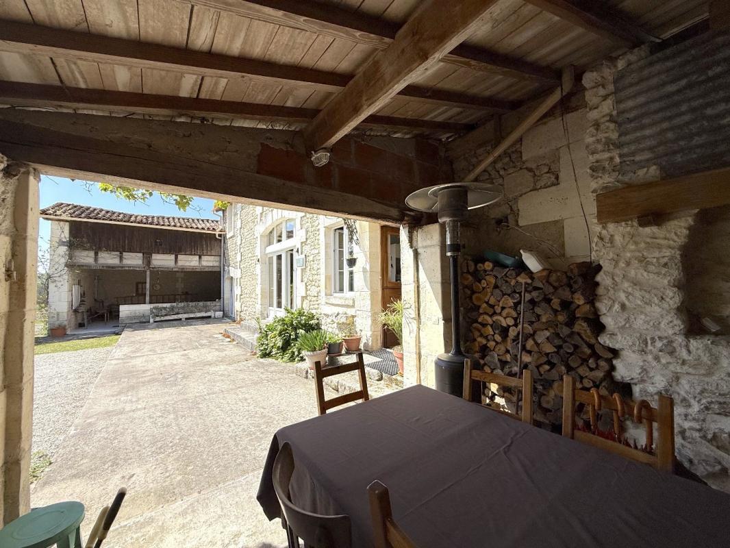 7 bedroom maison in Nanteuil Auriac De Bourzac, Dordogne, France