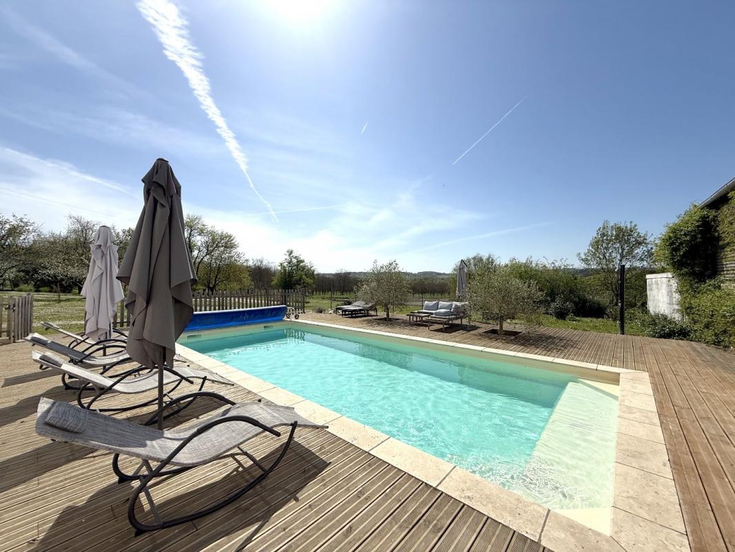 7 bedroom maison in Nanteuil Auriac De Bourzac, Dordogne, France