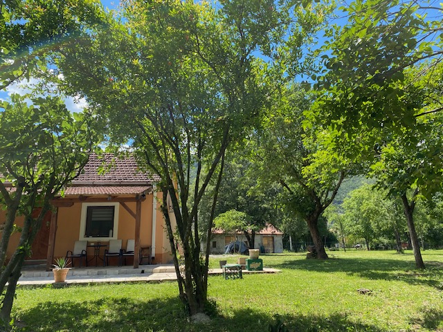 2 bedroom House in , Montenegro – CMM53165