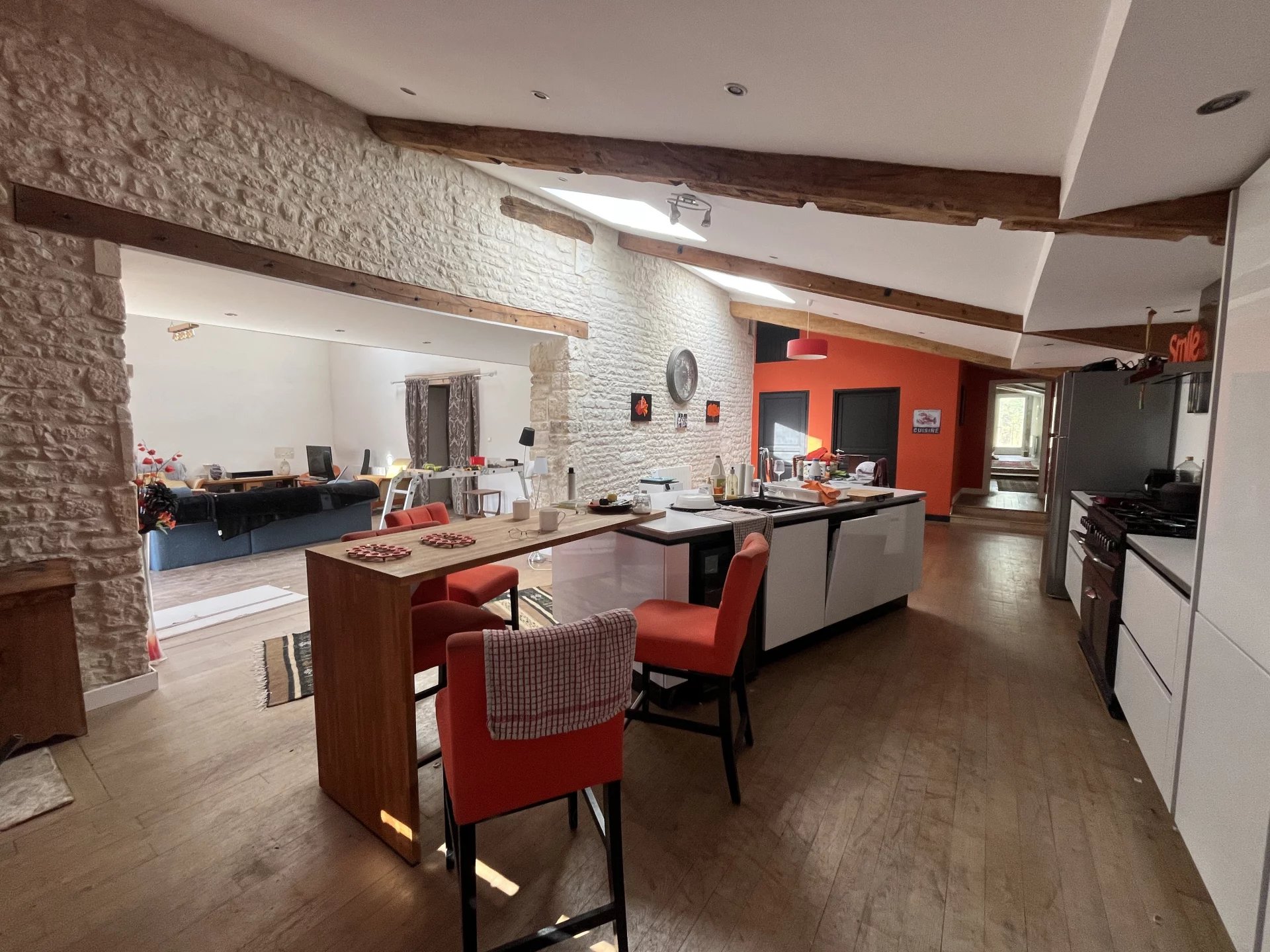 Renovated country house in quiet setting, Poitou-Charentes – France – BVI79985