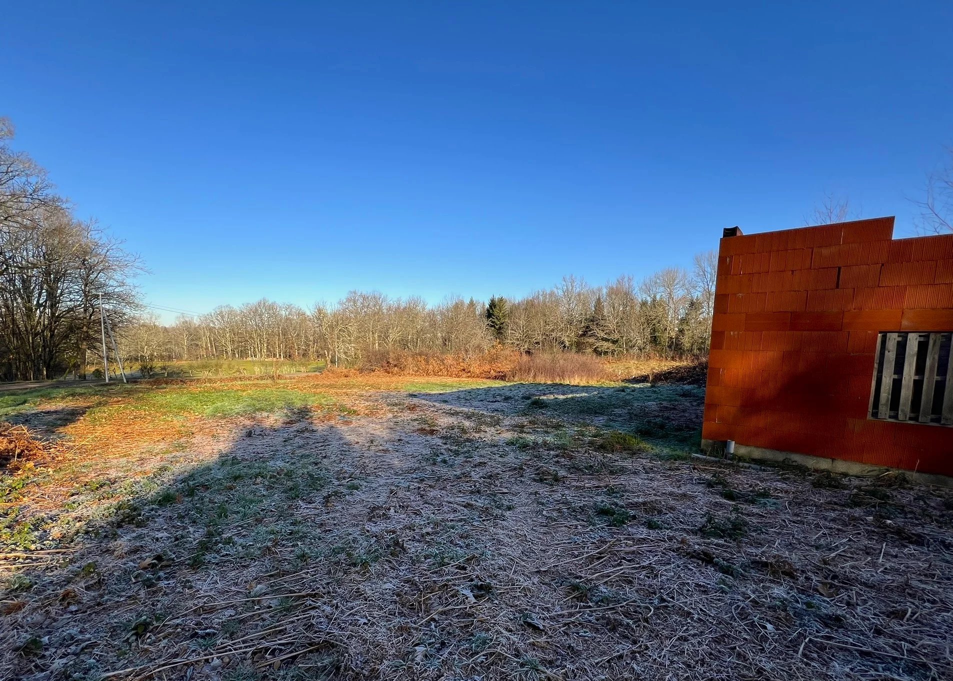 Building plot  on the edge of a quiet hamlet, Aquitaine – France – BVI79090