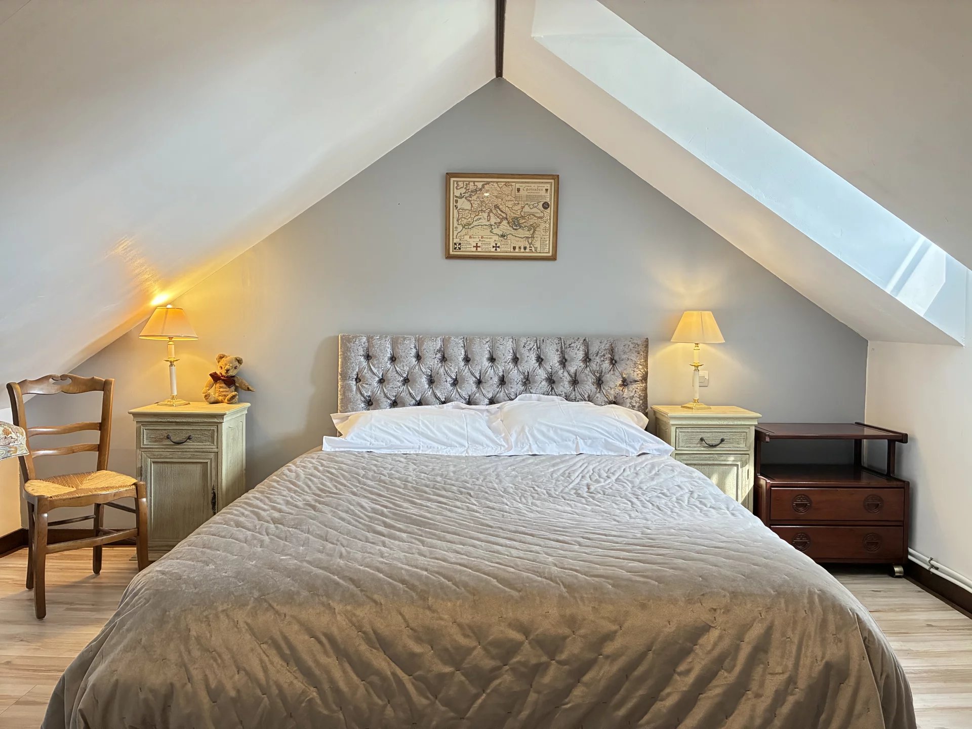 Character house, plus 3-bed guest house and pool!, Poitou-Charentes – France – BVI74220