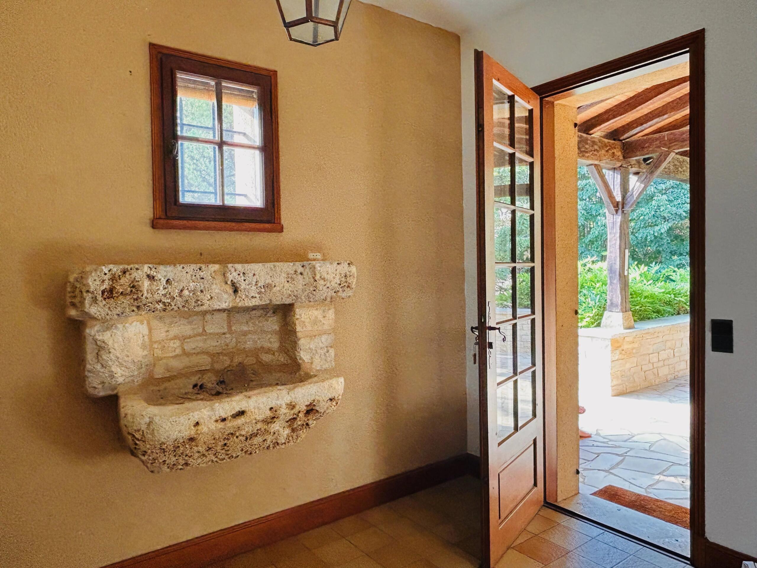 Six-Bedroom Lotoise House with Pigeonnier near Gourdon, Lot, Midi-Pyrénées – France – BVI82242