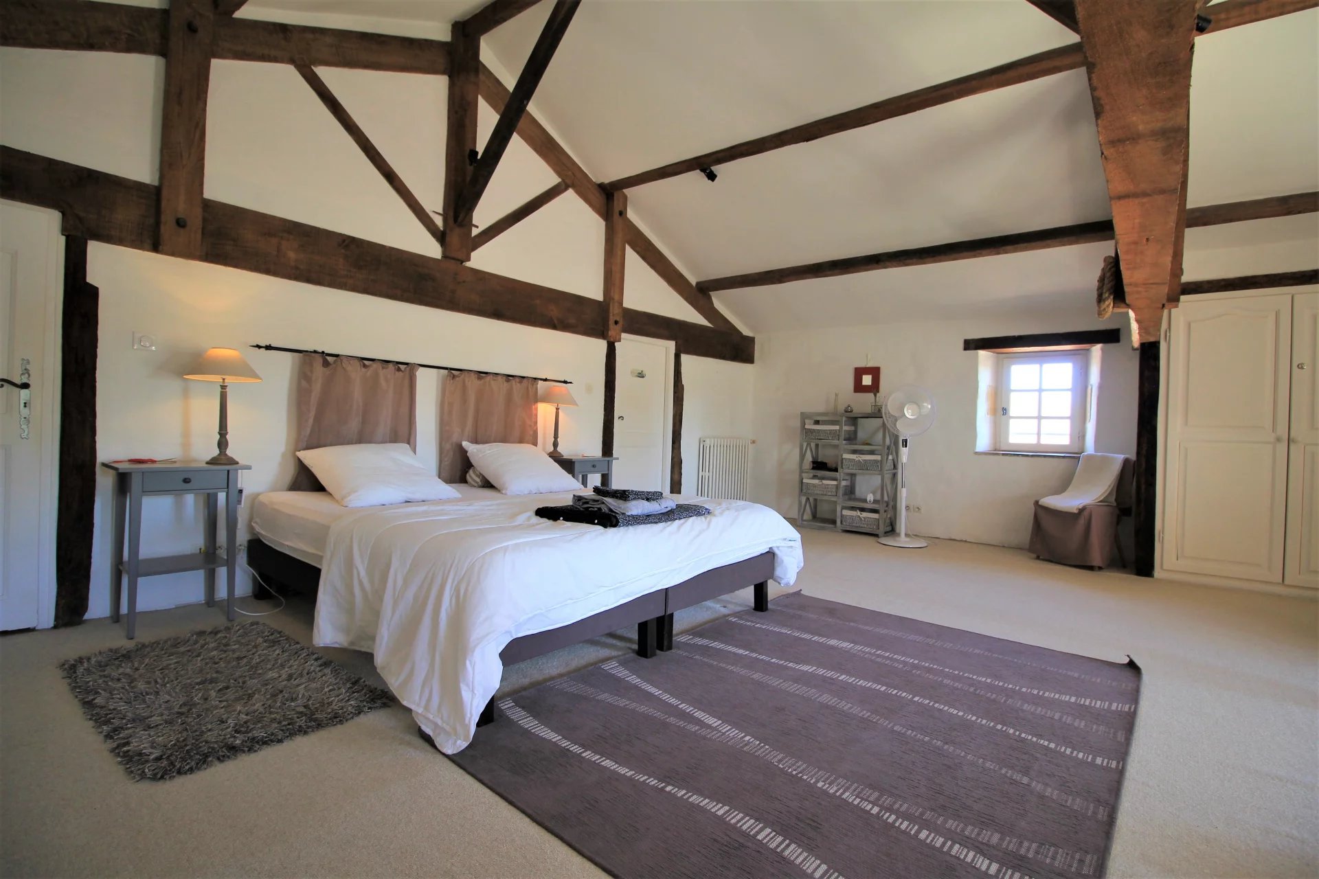 Lovely manor set in a dominant position with pool, Aquitaine – France – BVI66659