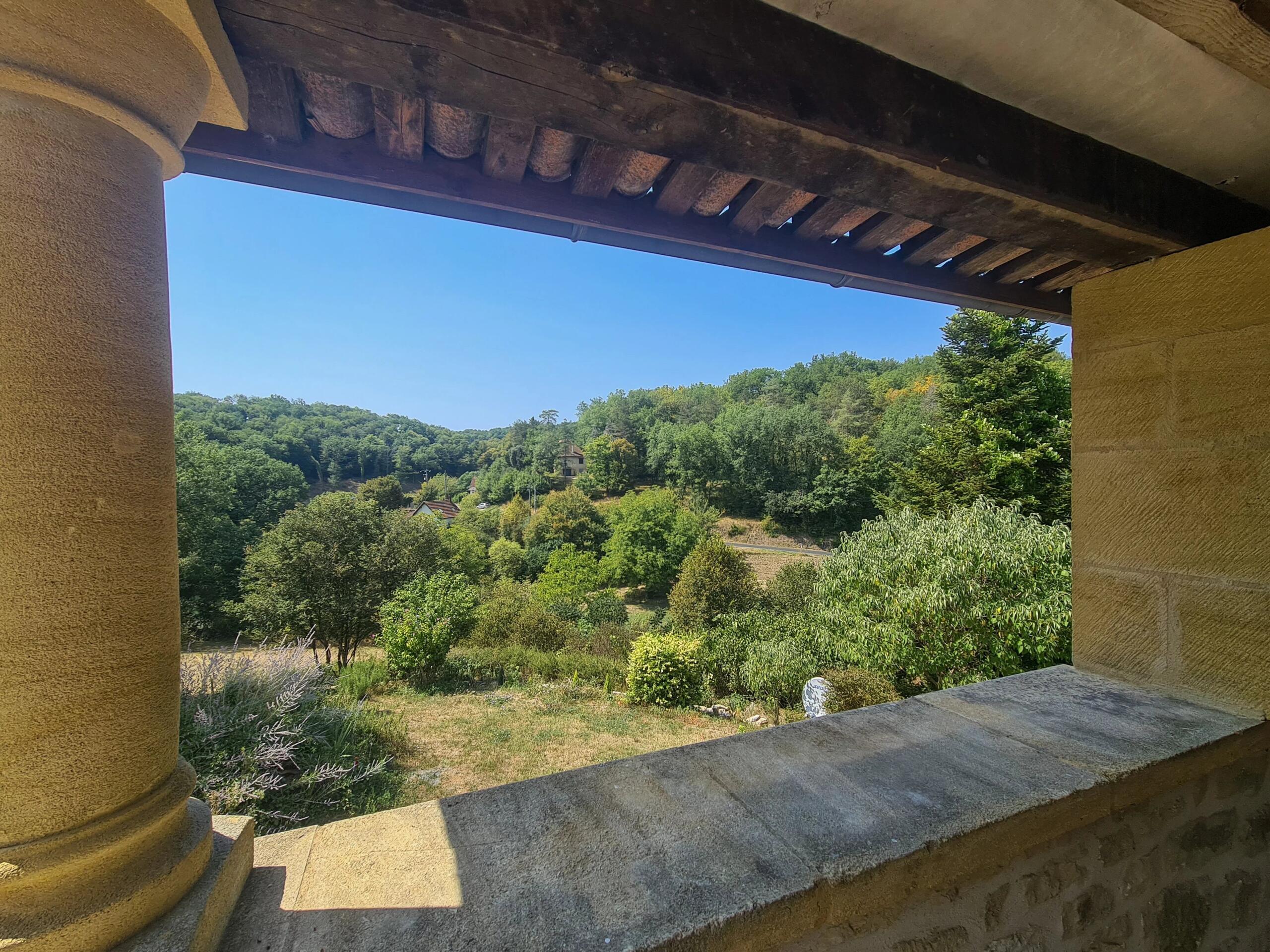 Dordogne Gem with Covered Terrace, Views and Renovation Potential – 20 Minutes from Sarlat, Aquitaine – France – BVI82213